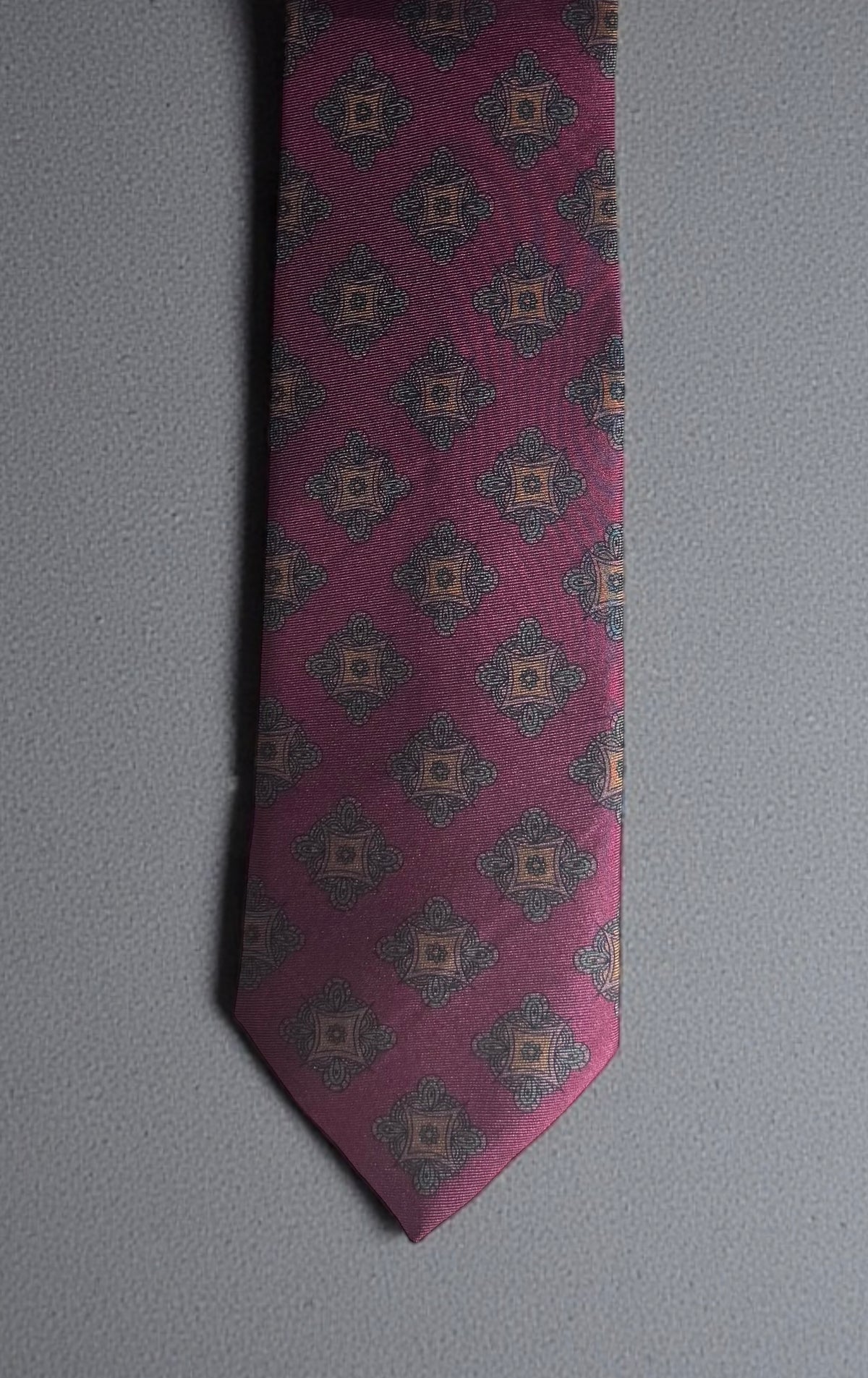 Tassia Corallo Silk Necktie (not perfect but worth it)