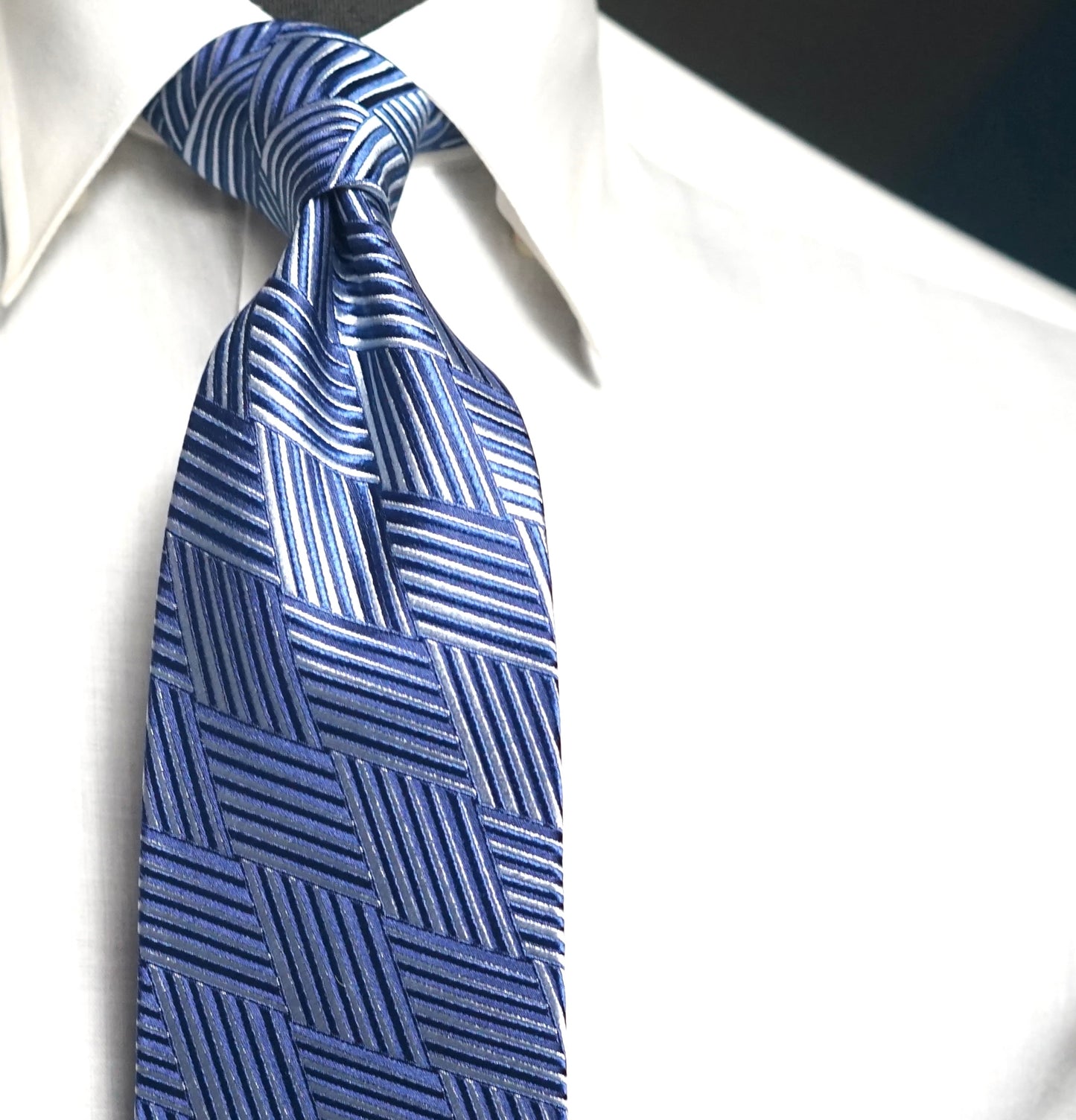 Gisella E X T E N D E D Self Tipped Vintage Tie