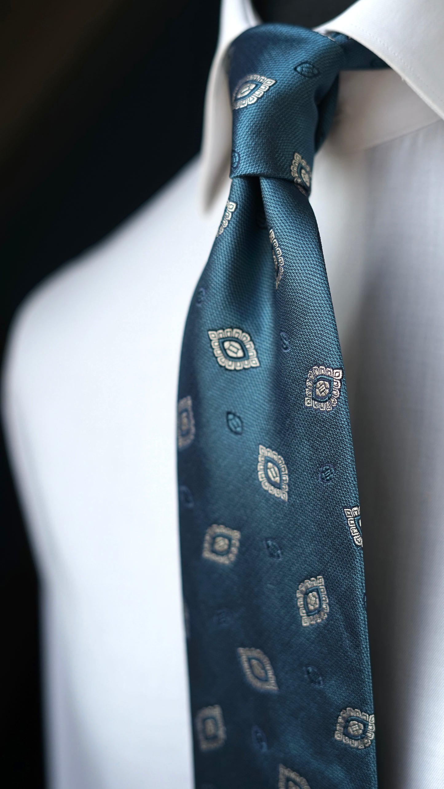 Pagota Teal Silk Necktie