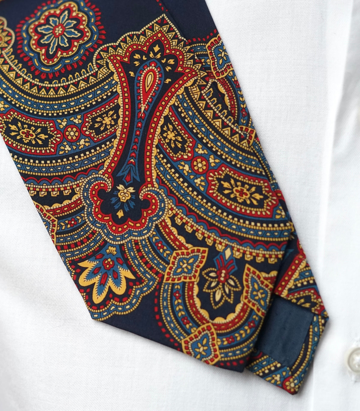 Ambra Vintage Tie