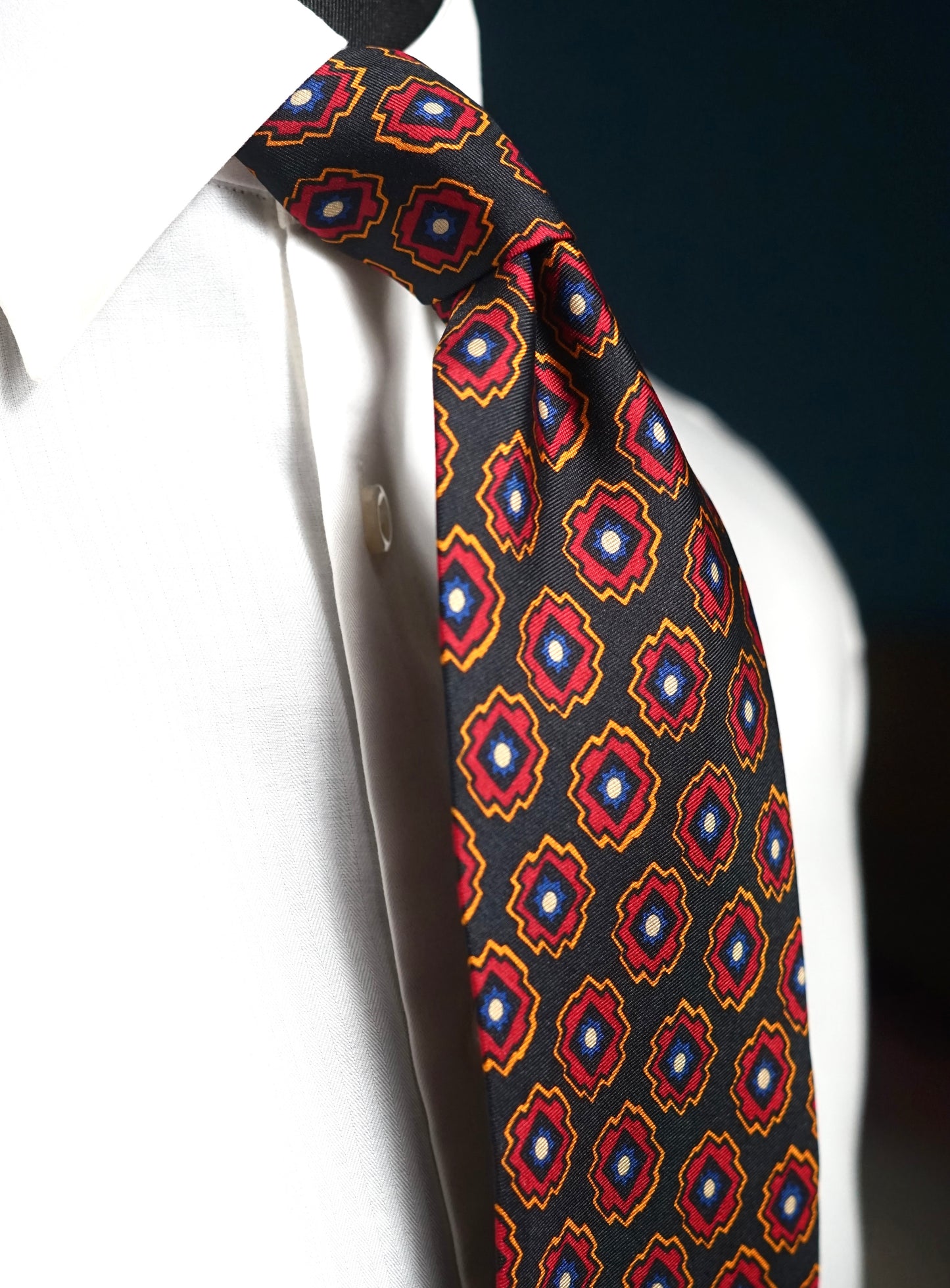 Radiosa E X T E N D E D Vintage Tie