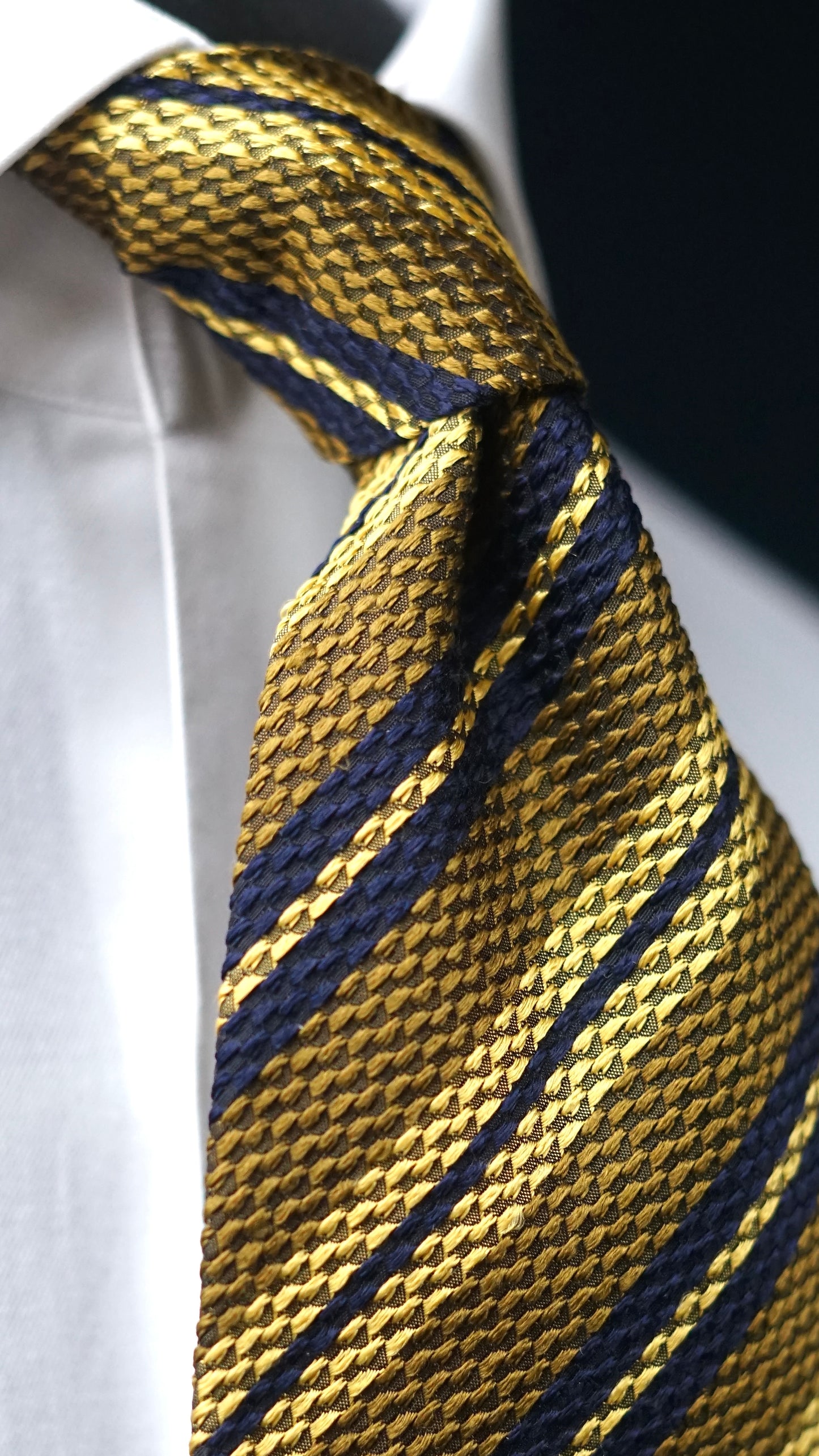 Kassia Vintage Tie