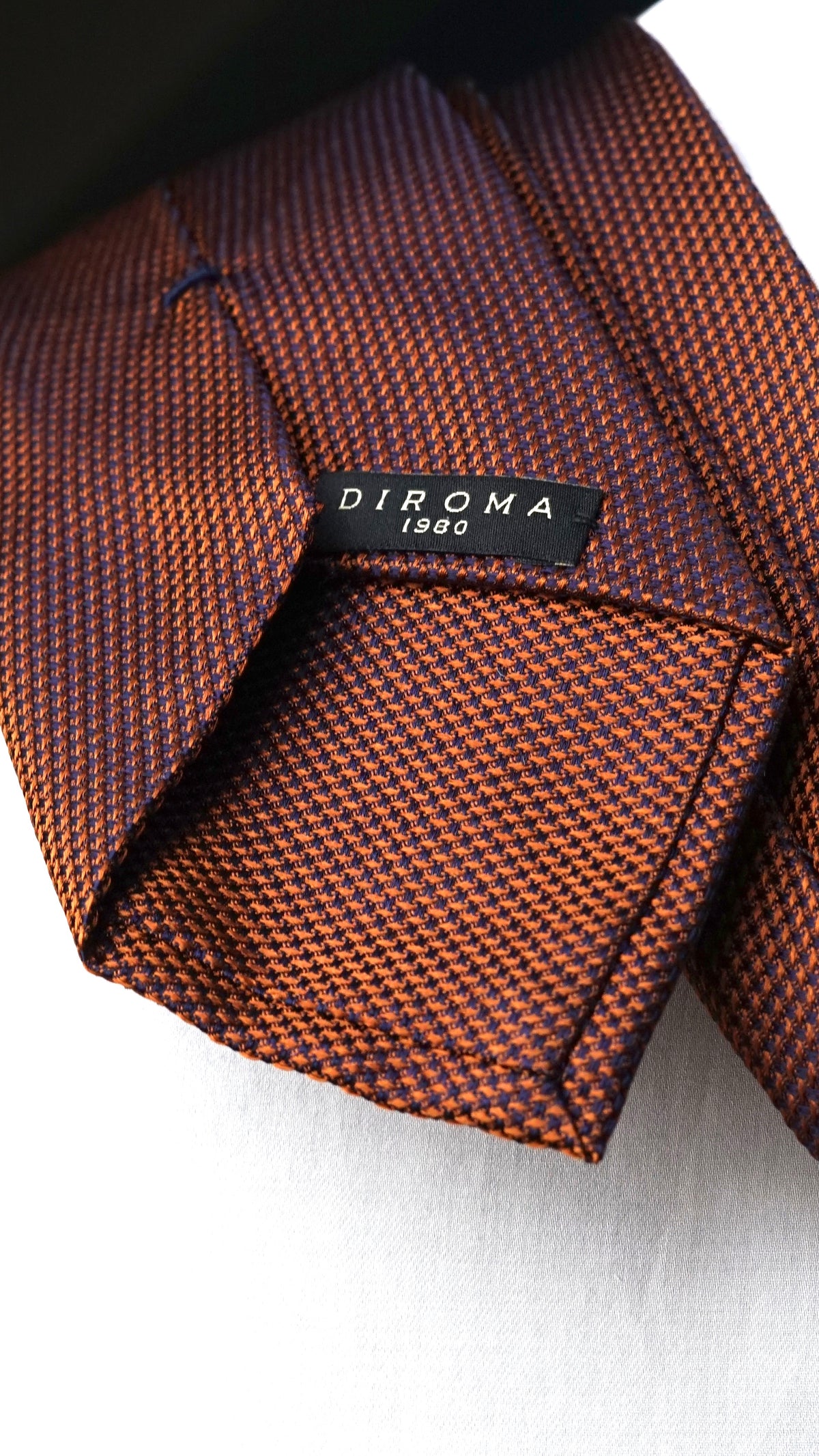 Terracotta Solida Silk Necktie