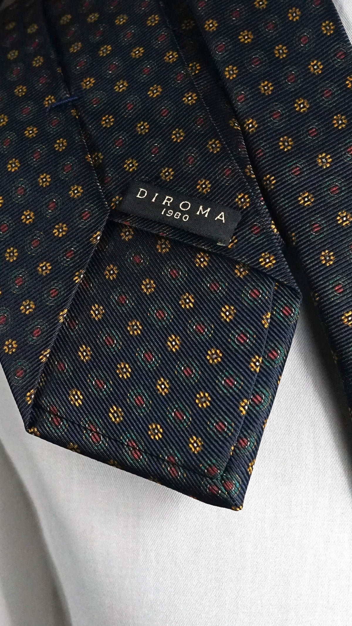 Tatiana Silk Necktie 22momi