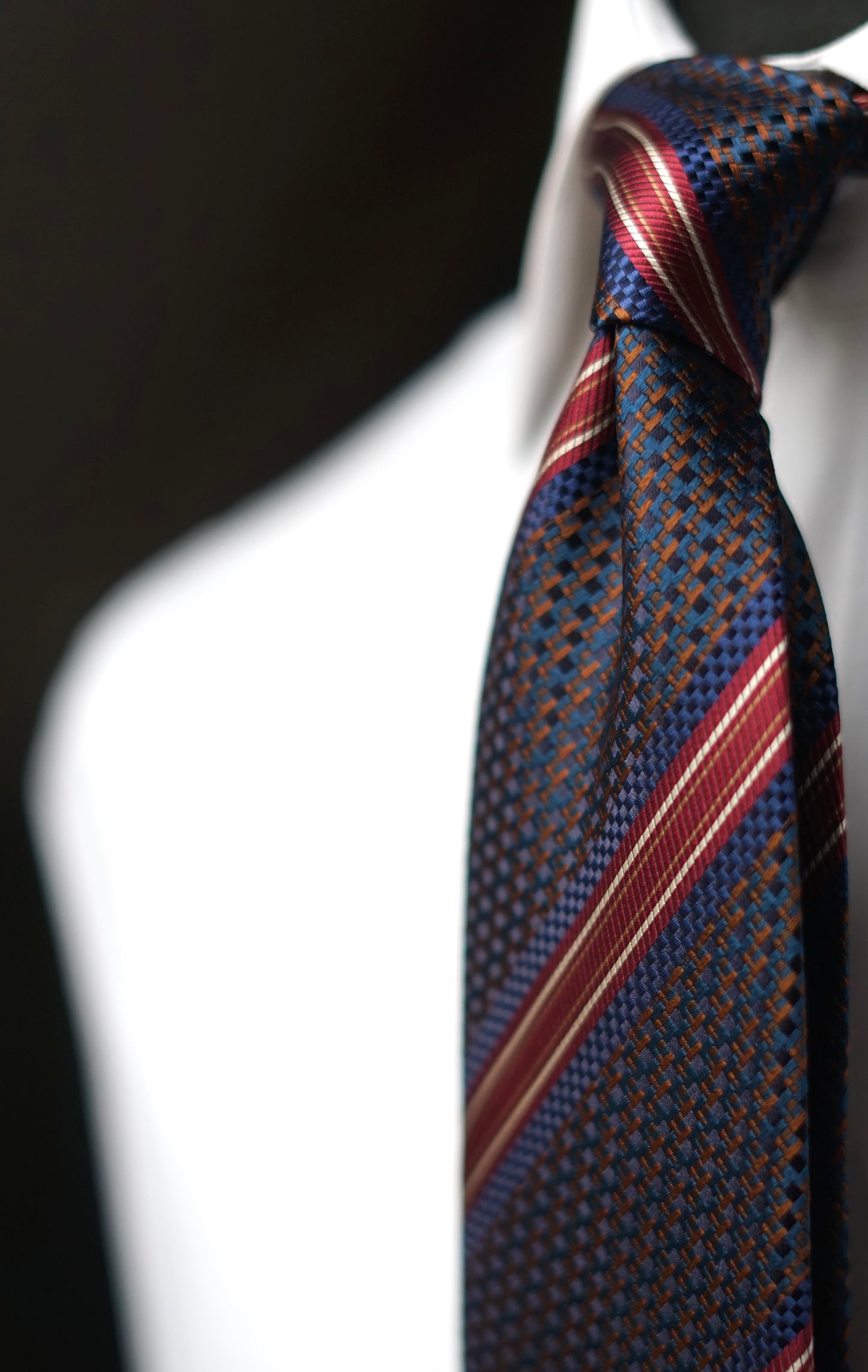 Aronica Silk Necktie