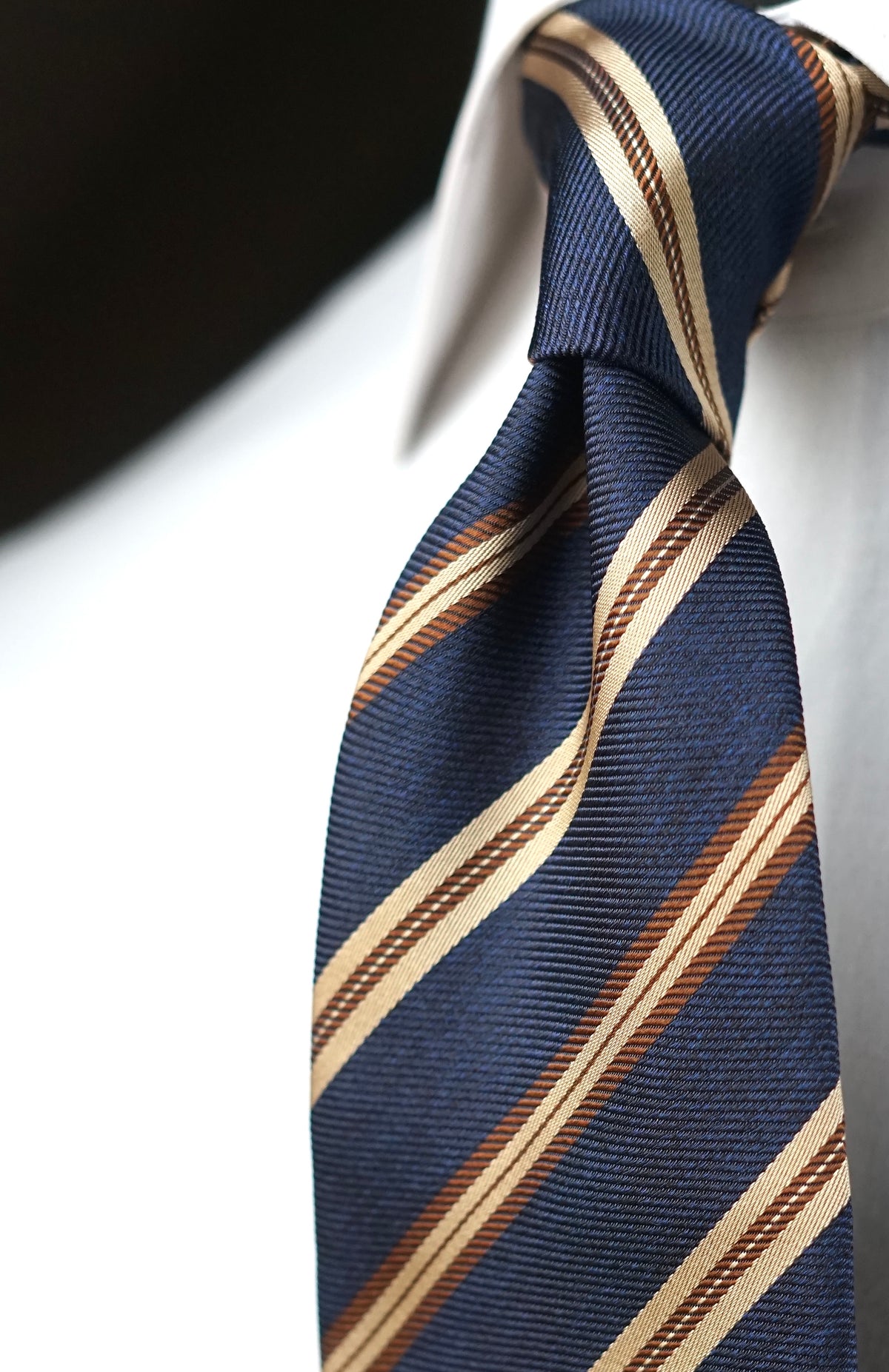 Bespoke Polinesia Silk Necktie
