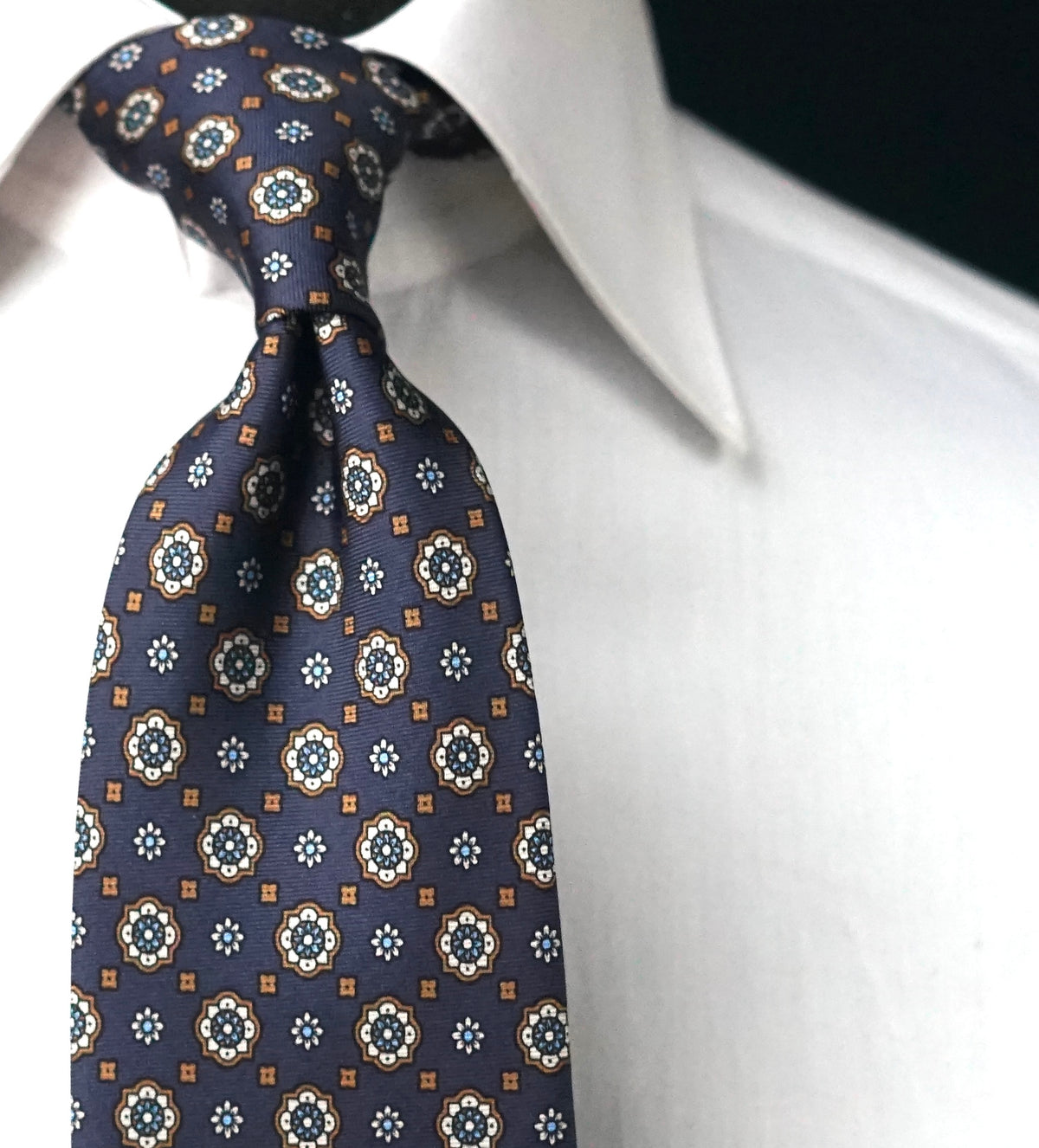 Romina Silk Necktie