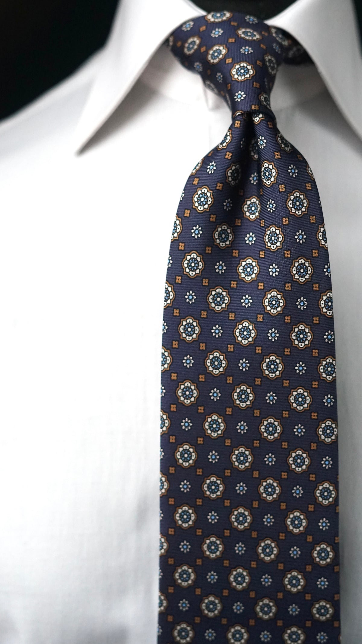 Romina Silk Necktie