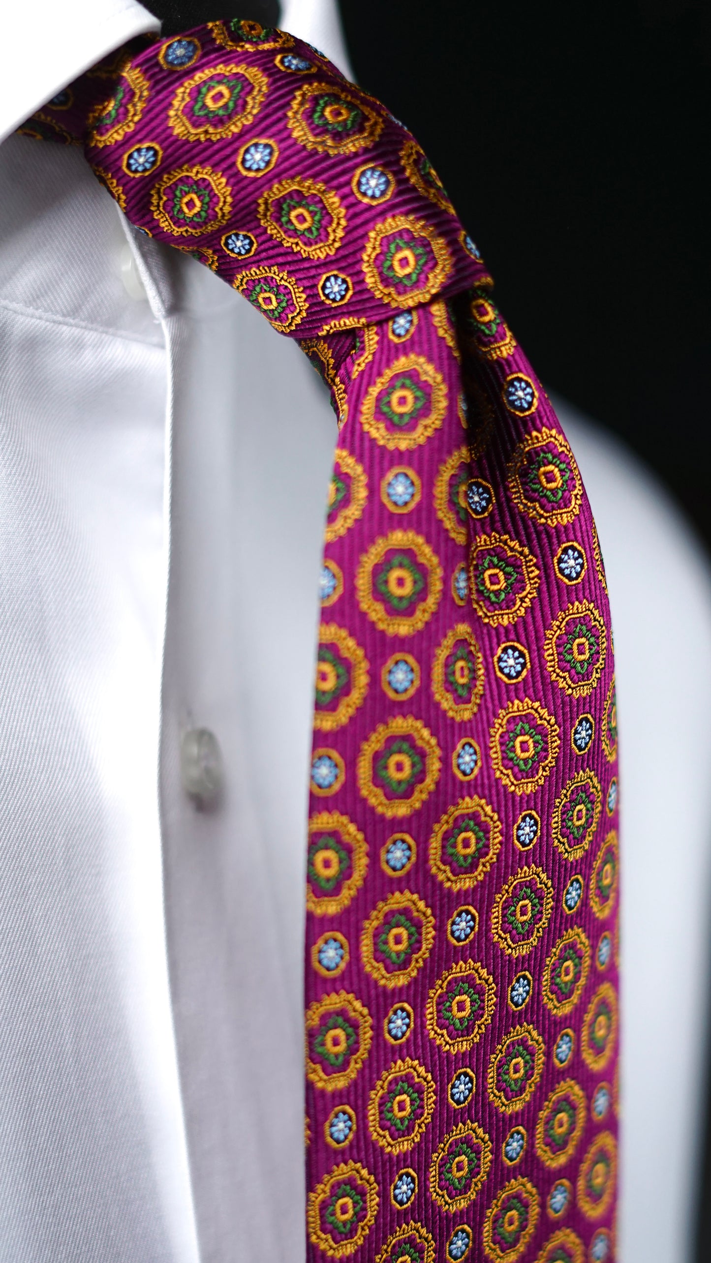 Carola Silk Necktie