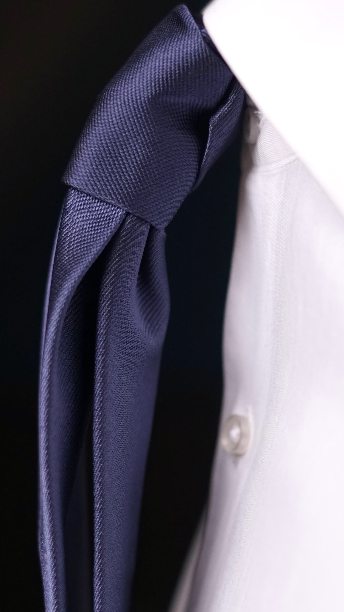 Bespoke Aviatore Solida Silk Necktie