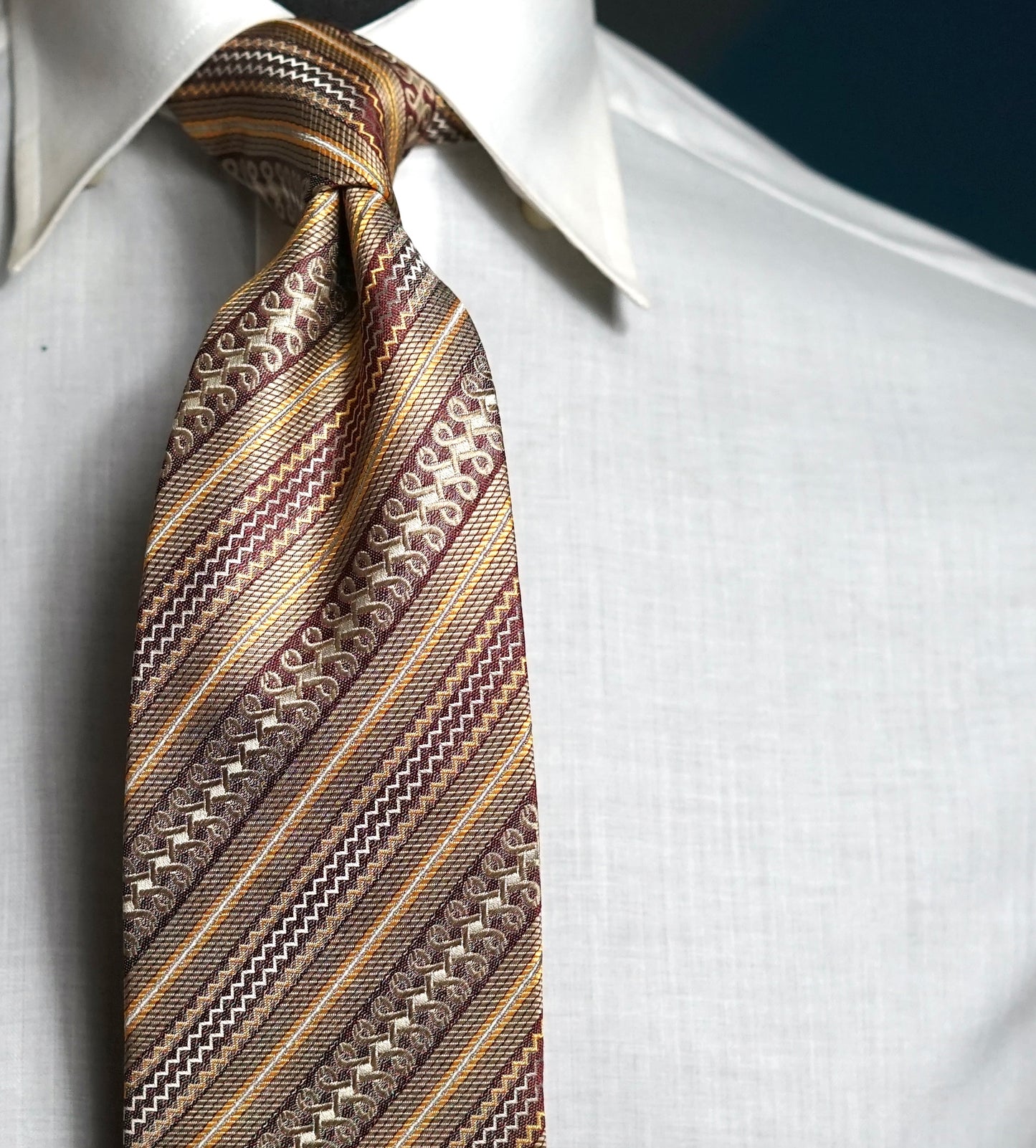 Terracina Vintage Tie