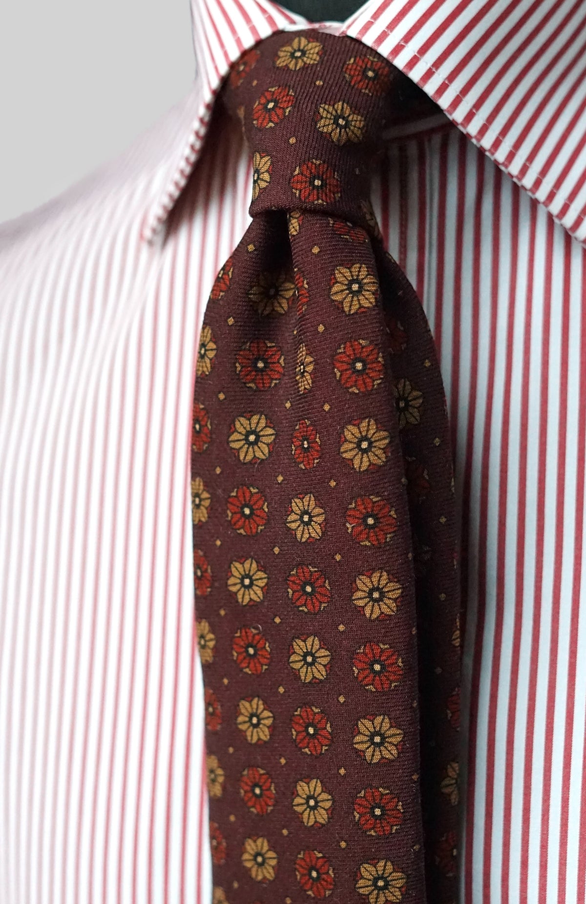 Elia Soft Wool Silk Necktie