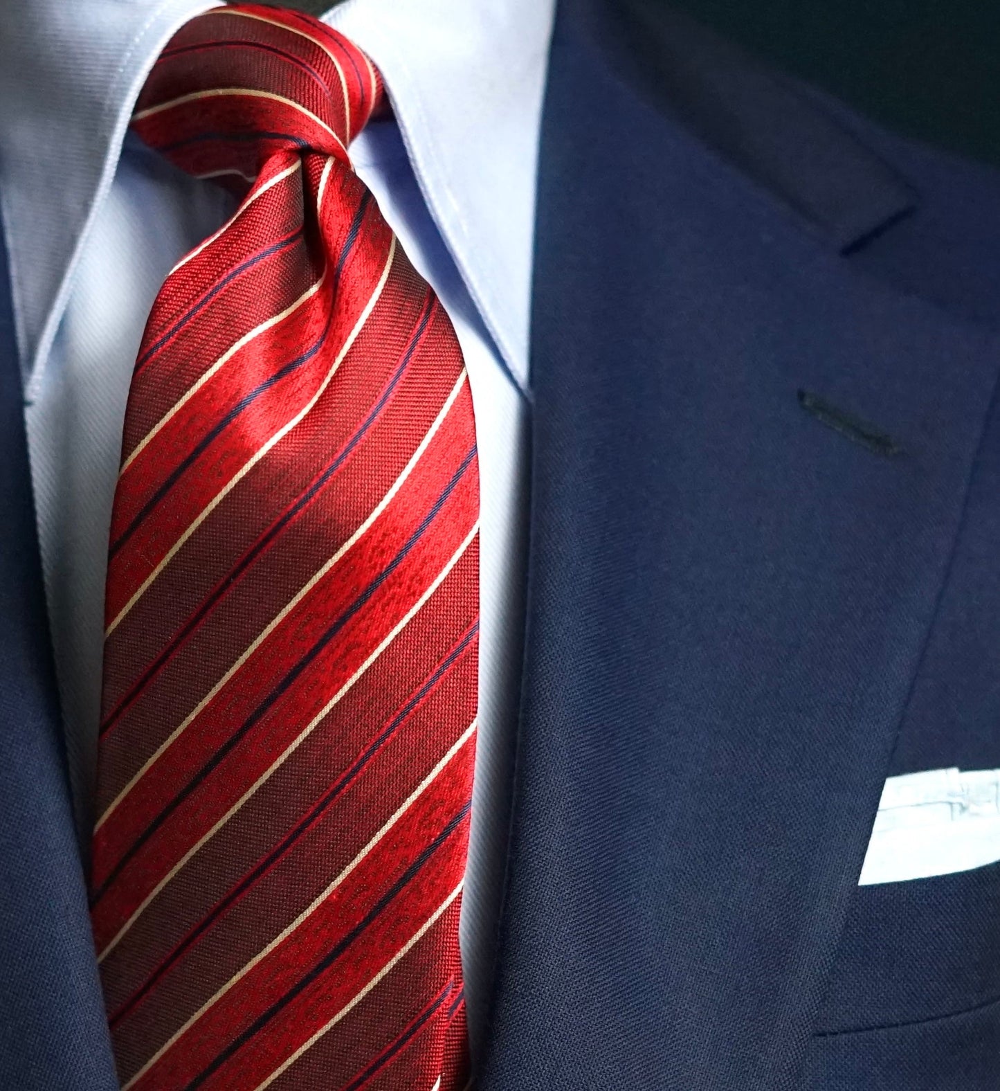 Larissa Vintage Tie