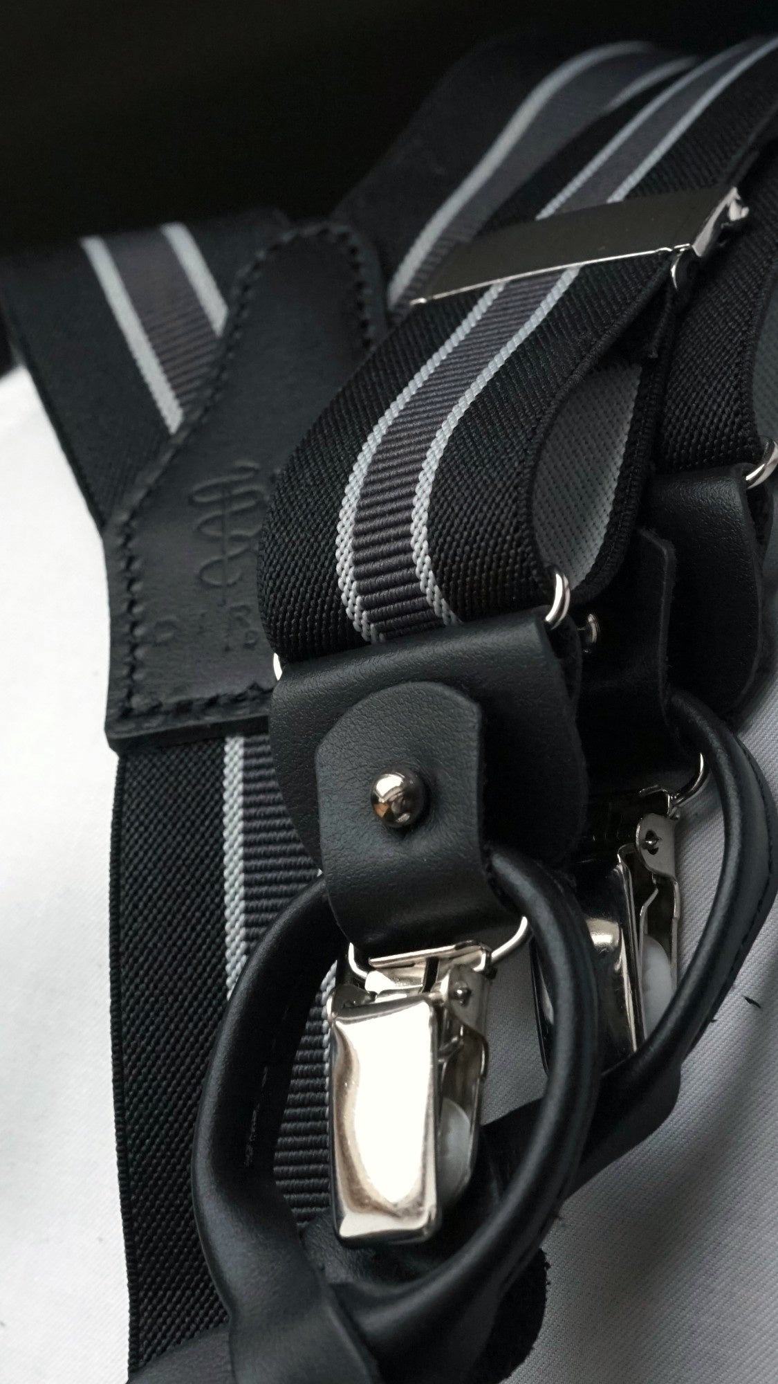 Giorgio braces adjuster and clip/button fastening