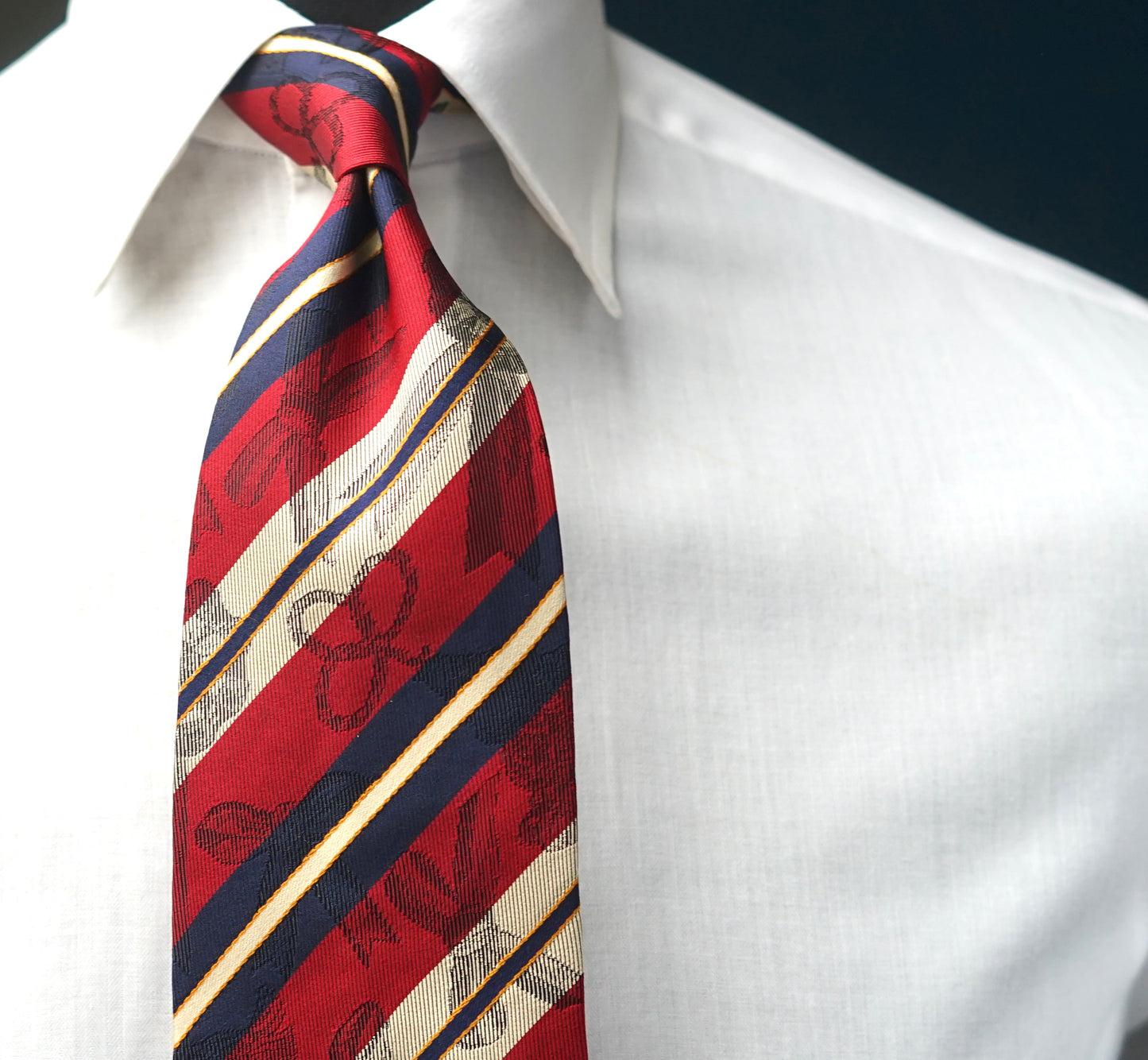 Peonia Vintage Tie