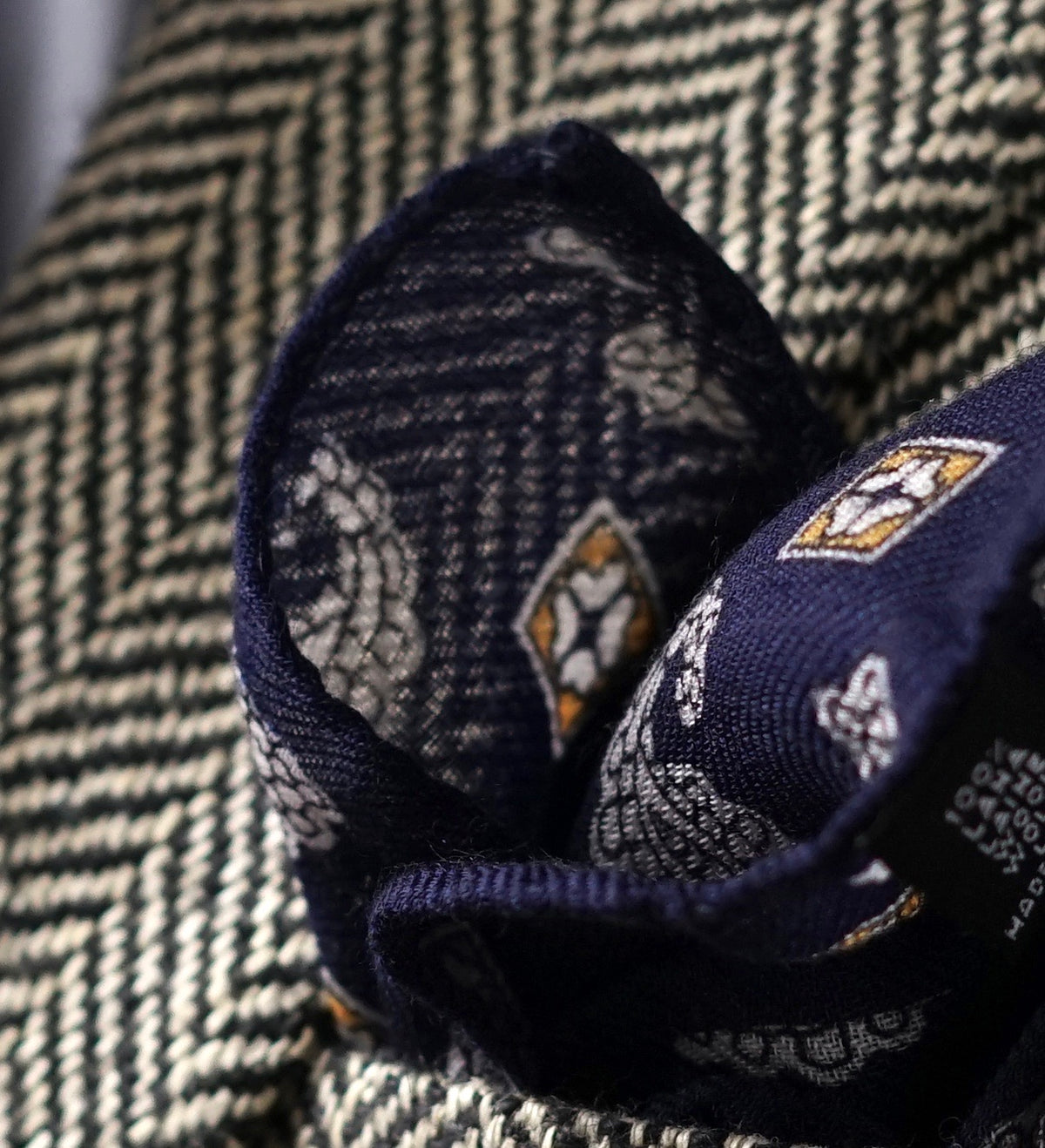 Frielino Wool Pocket Square