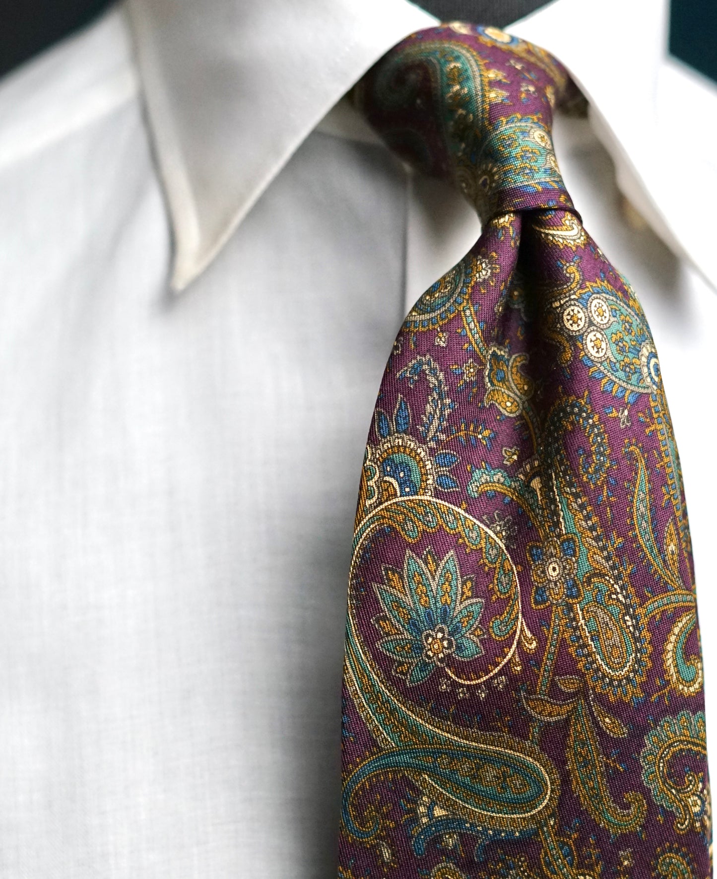 Violetta Vintage Tie