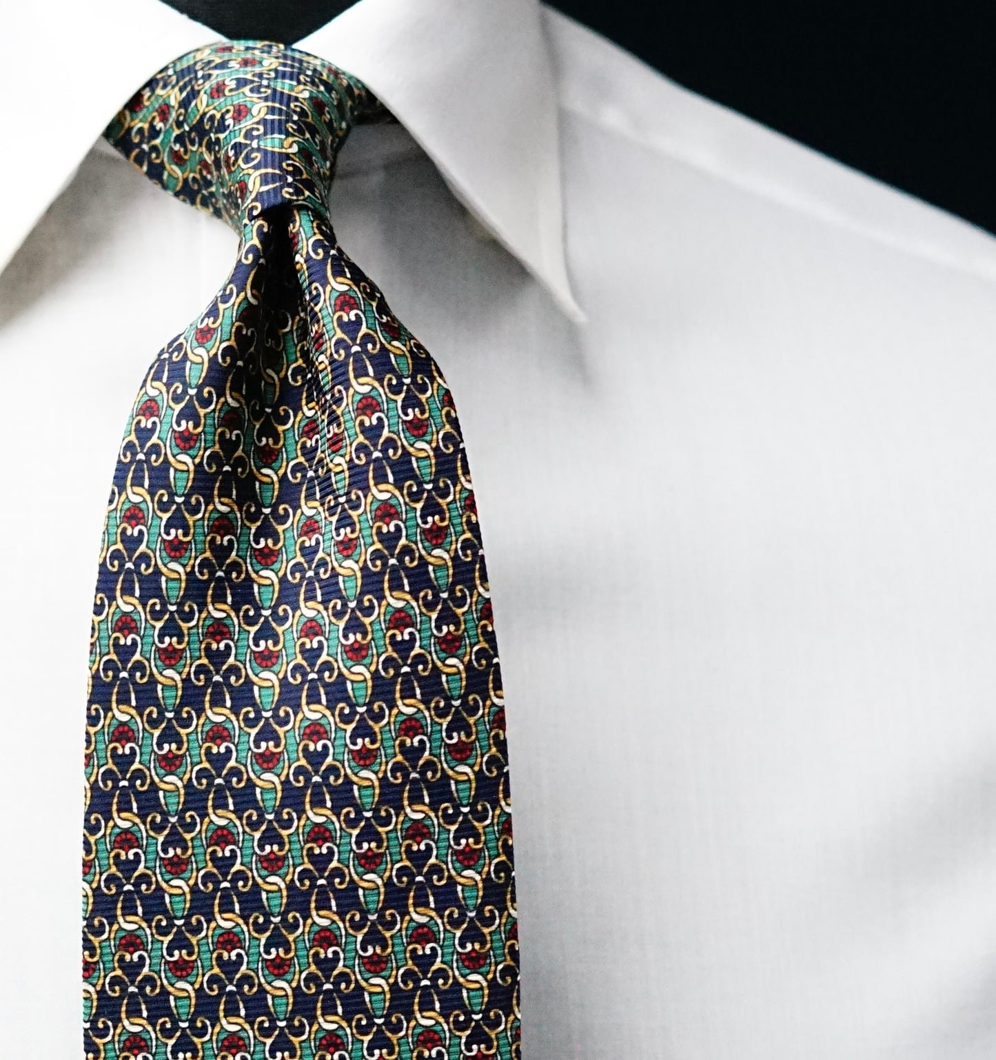 Paoletta Lightweight Vintage Tie