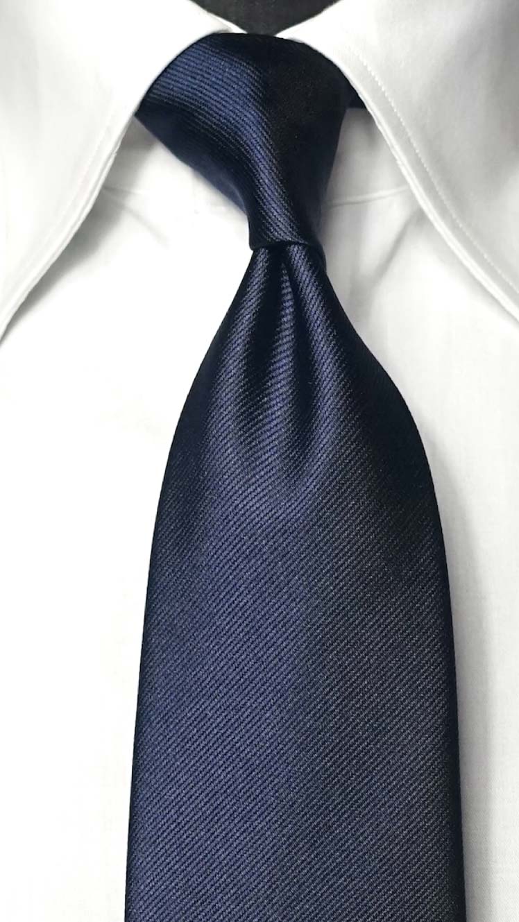Bespoke Navy Solida Silk Necktie