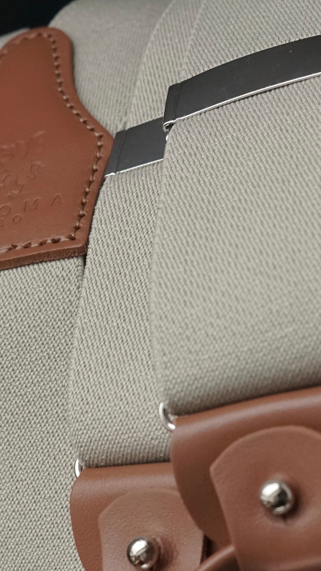 Riccardo braces beige elastic and adjusters