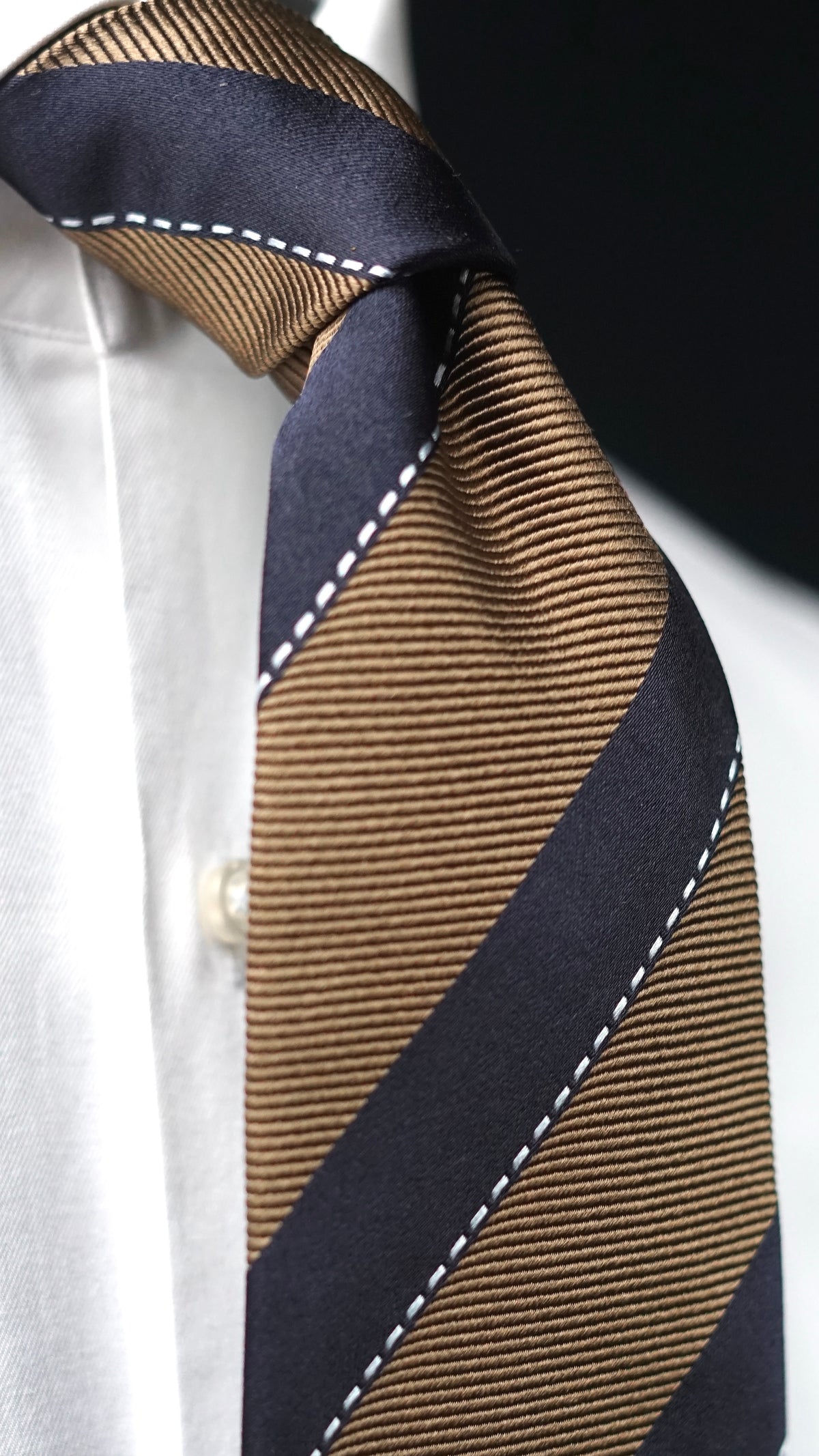 Caledonia Vintage Tie