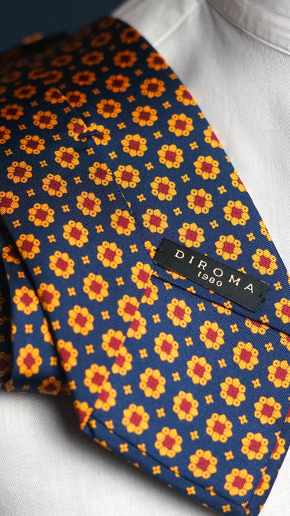 Coralla Silk Nectkie