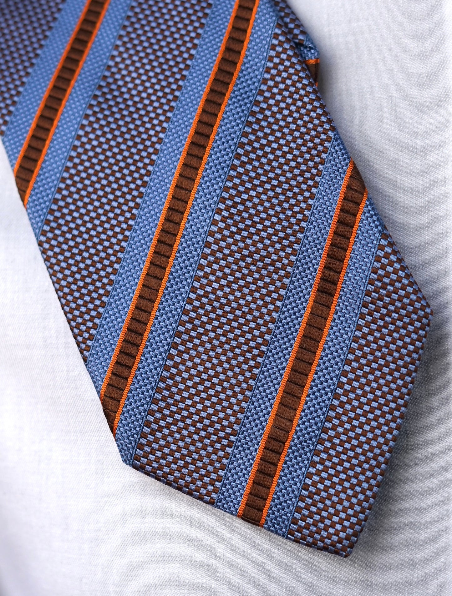 Simona Vintage Tie