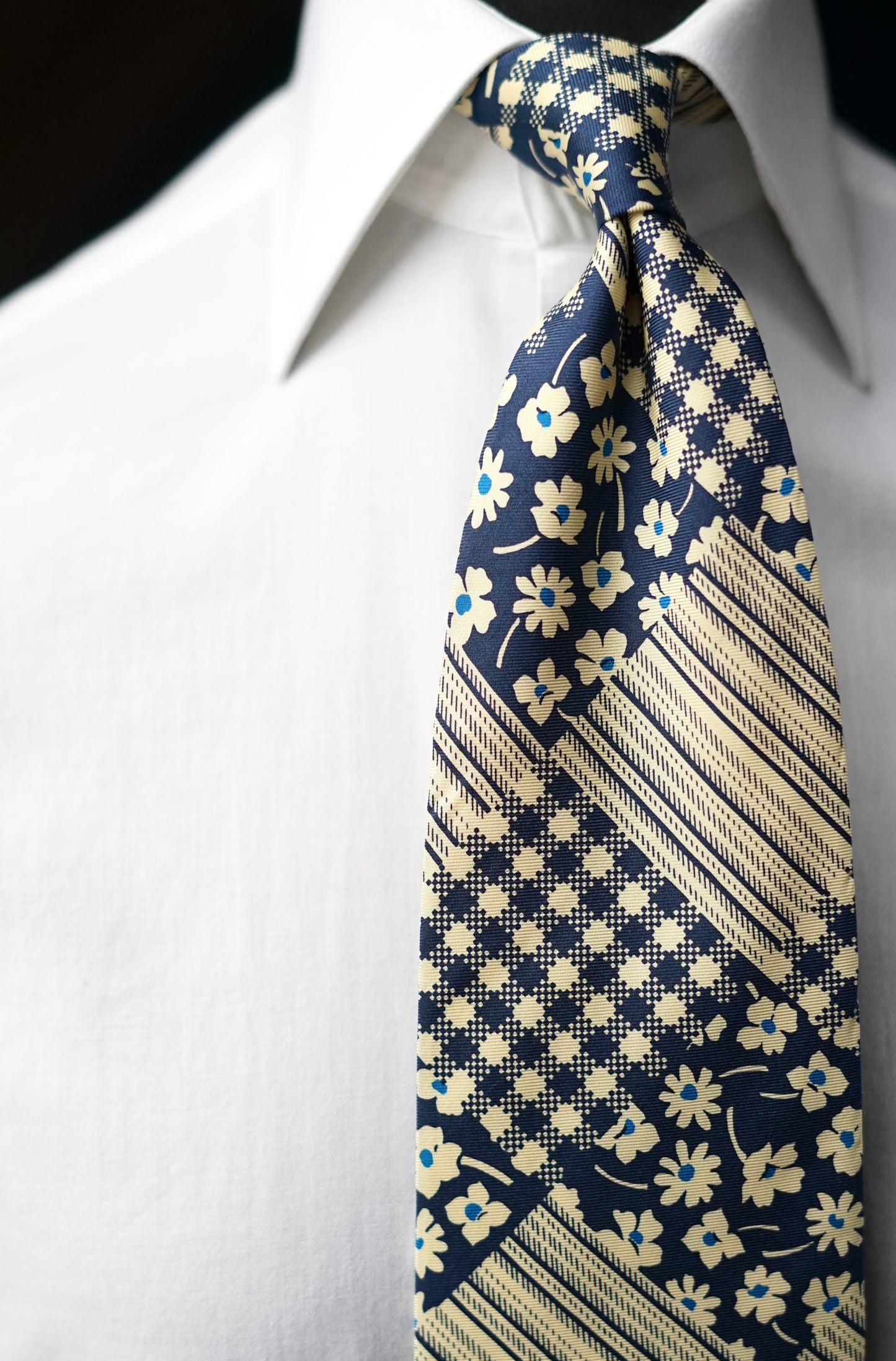 Gavi Vintage Tie
