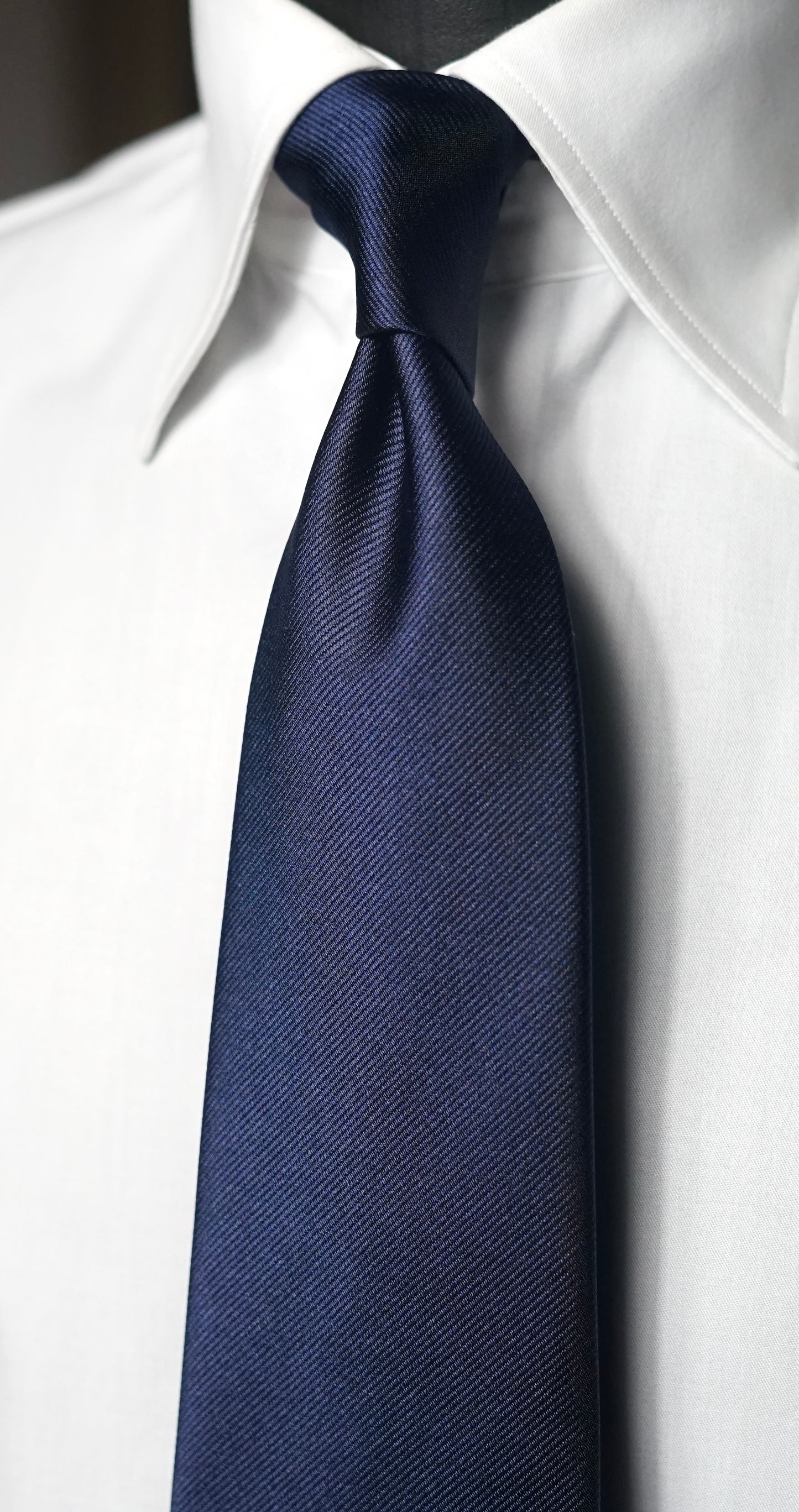 Navy Solida Silk Necktie