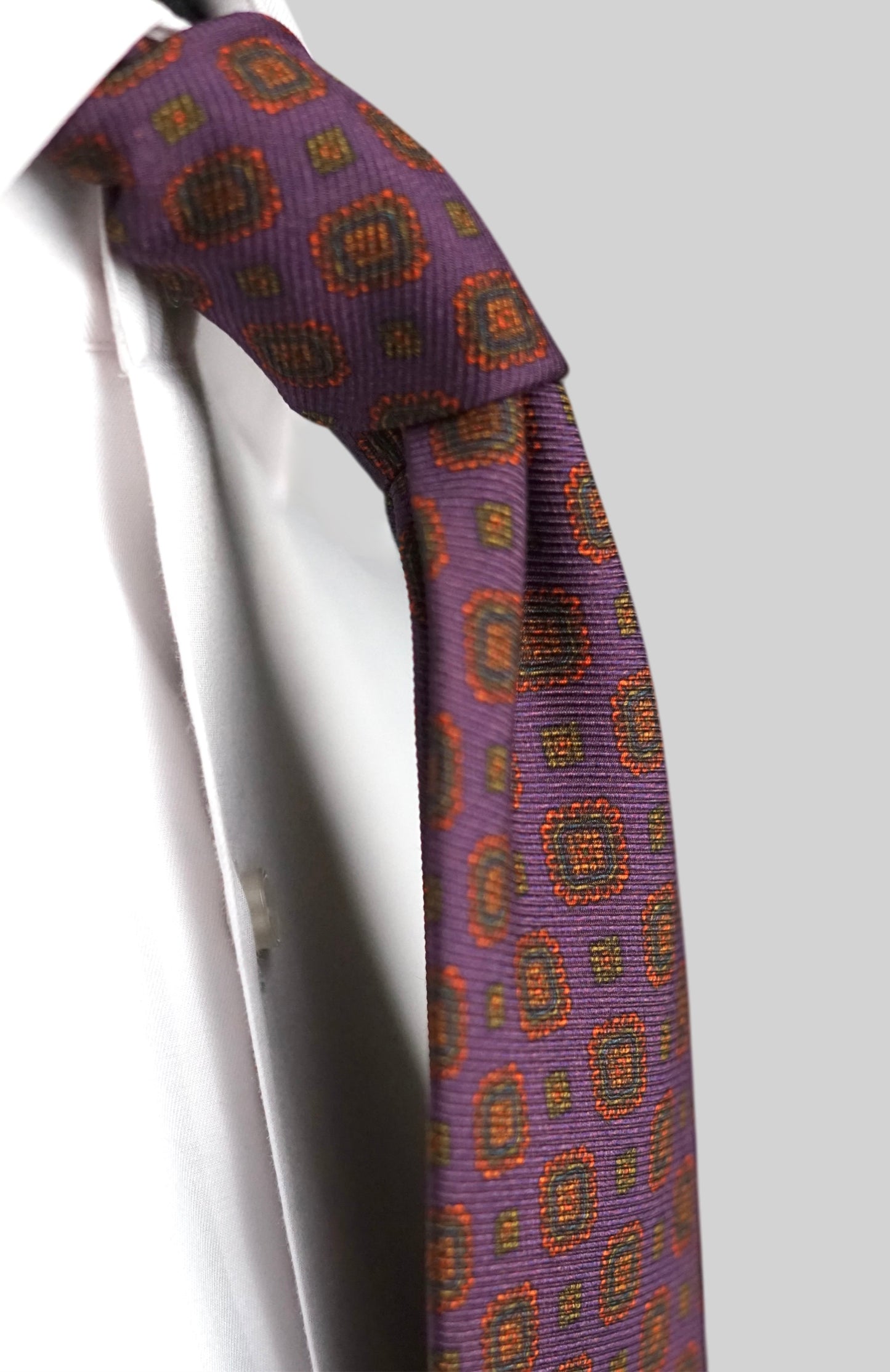 Saglione Viola Silk Necktie
