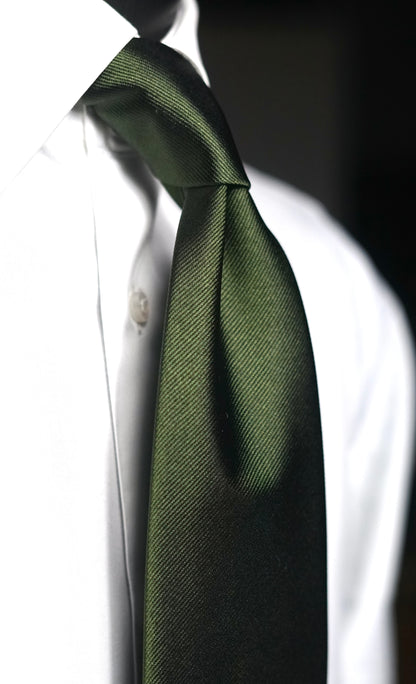 Verde Solida Silk Necktie