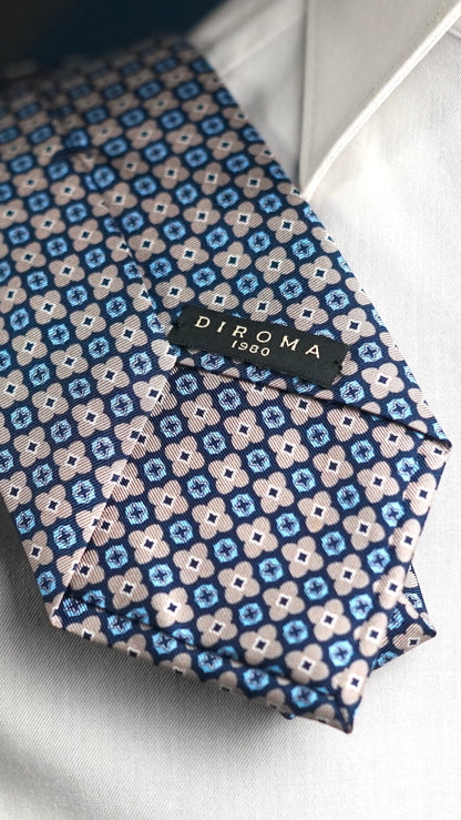 Grigia Silk Nectkie