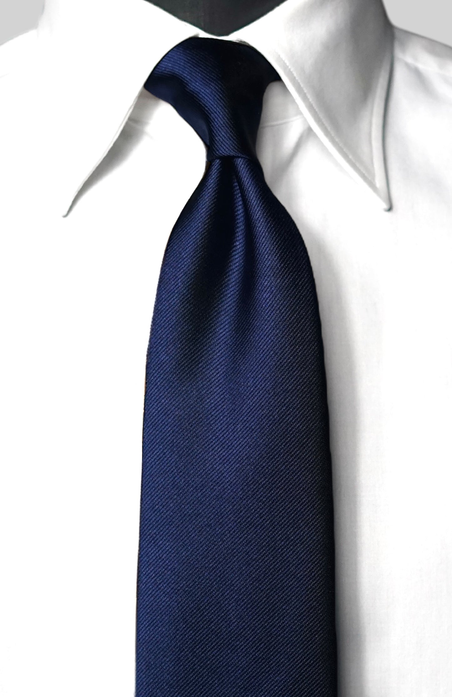Blu Solida Silk Necktie