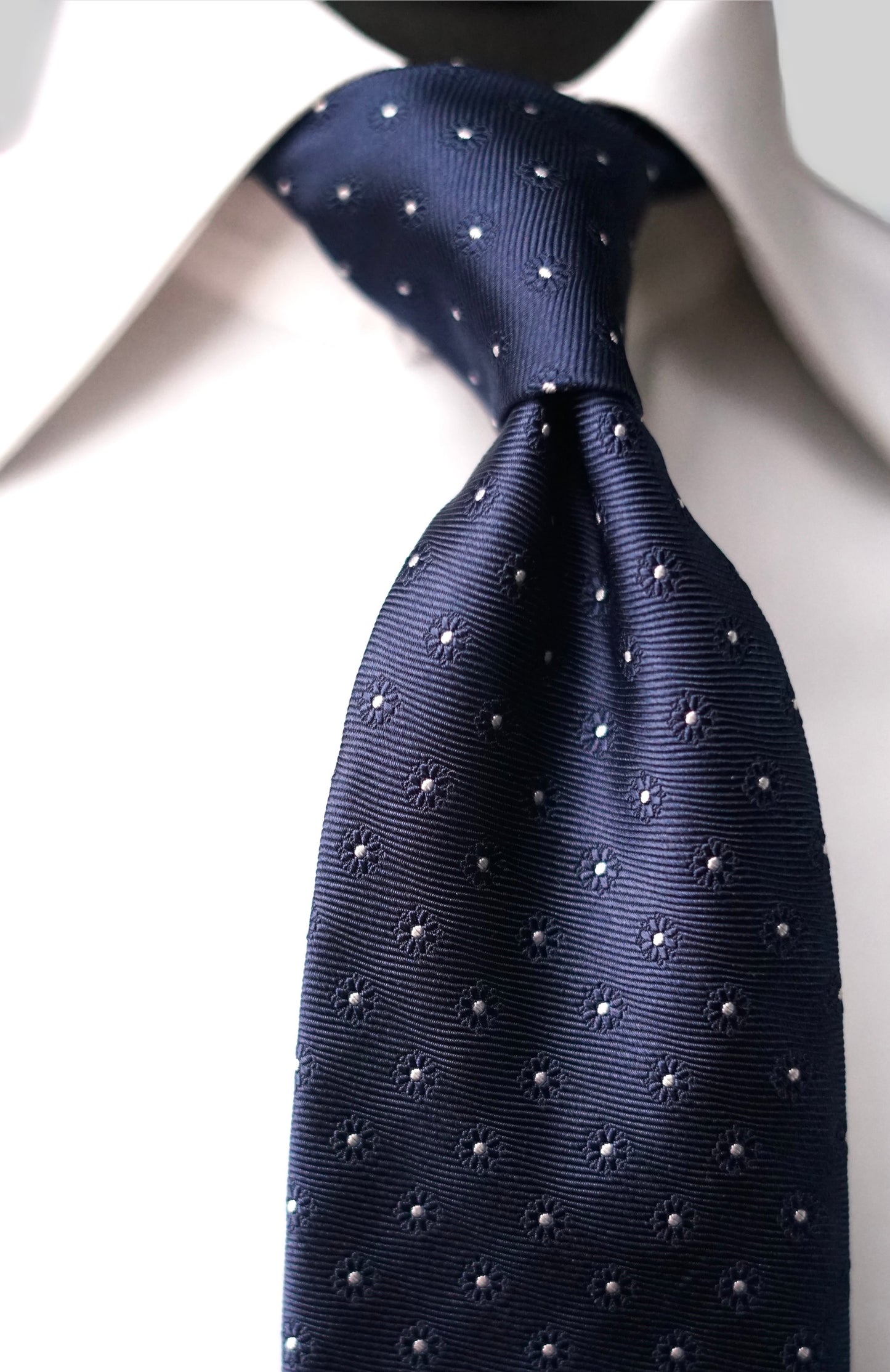 Nora Silk Necktie