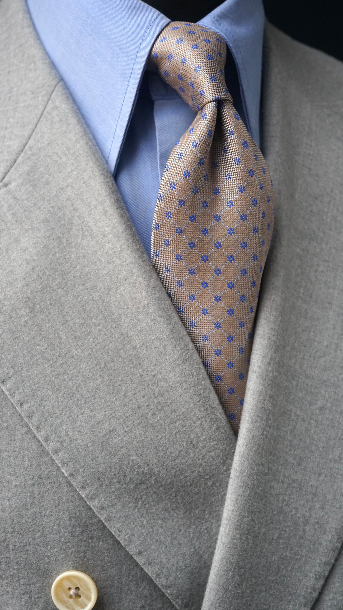 Radiosa Silk Necktie