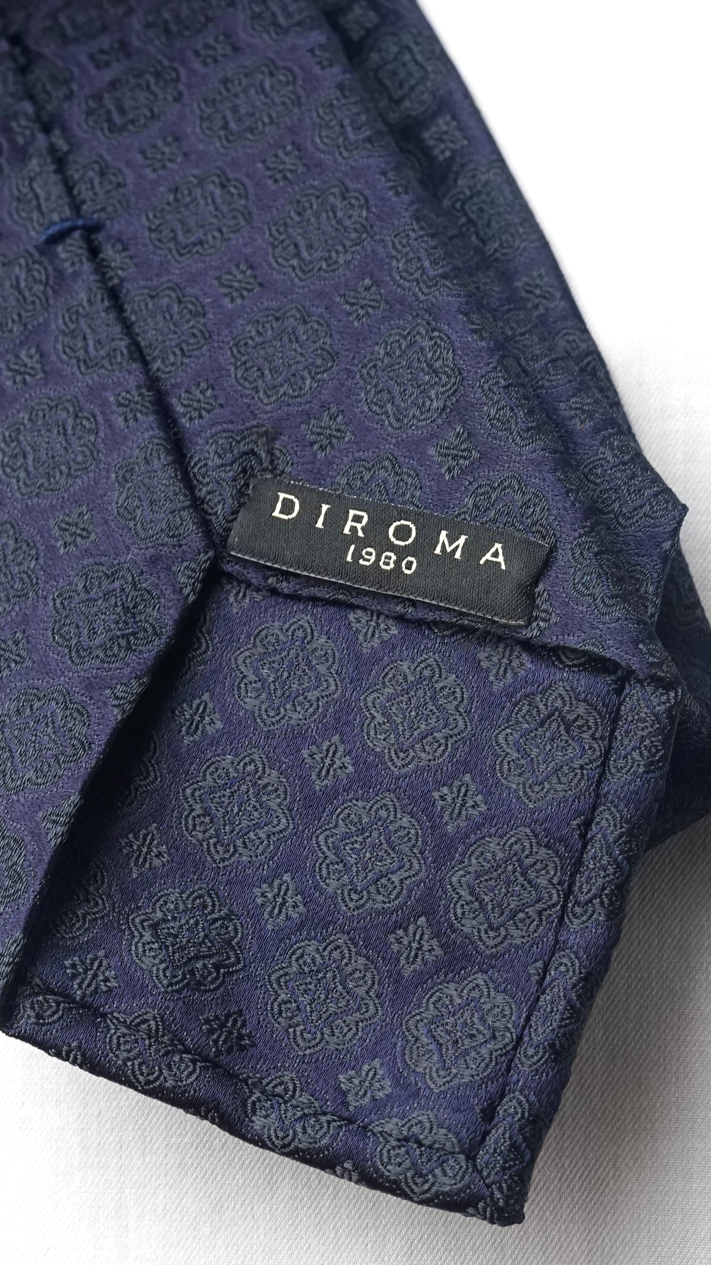 Scura Verde Silk Necktie