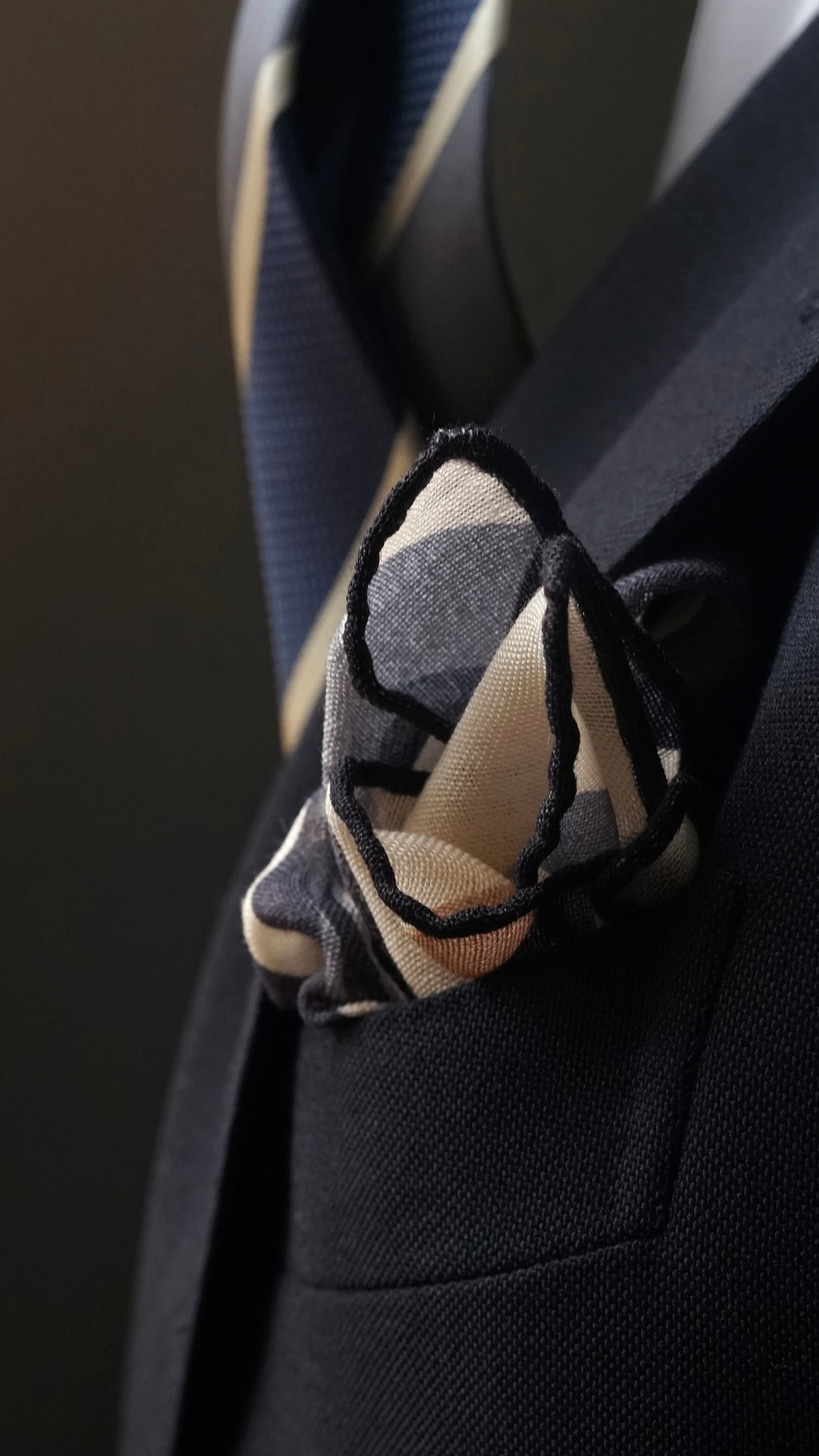 Caronte Light Wool Pocket Square
