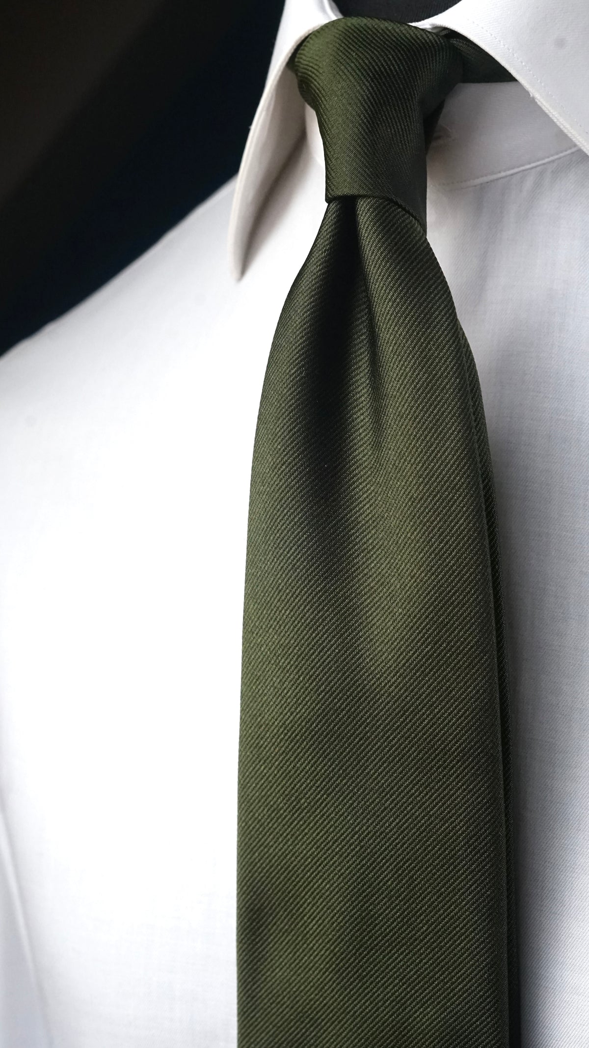 Tessa Solida Silk Necktie