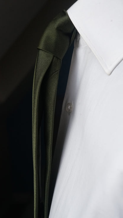 Verde Solida Silk Necktie