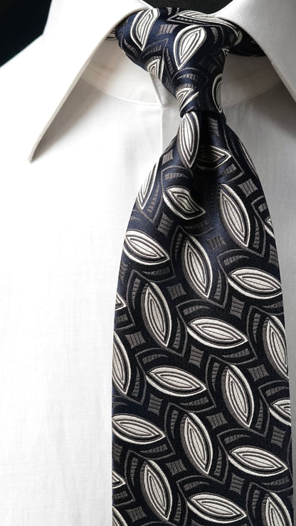 Lorena Solida Silk Necktie