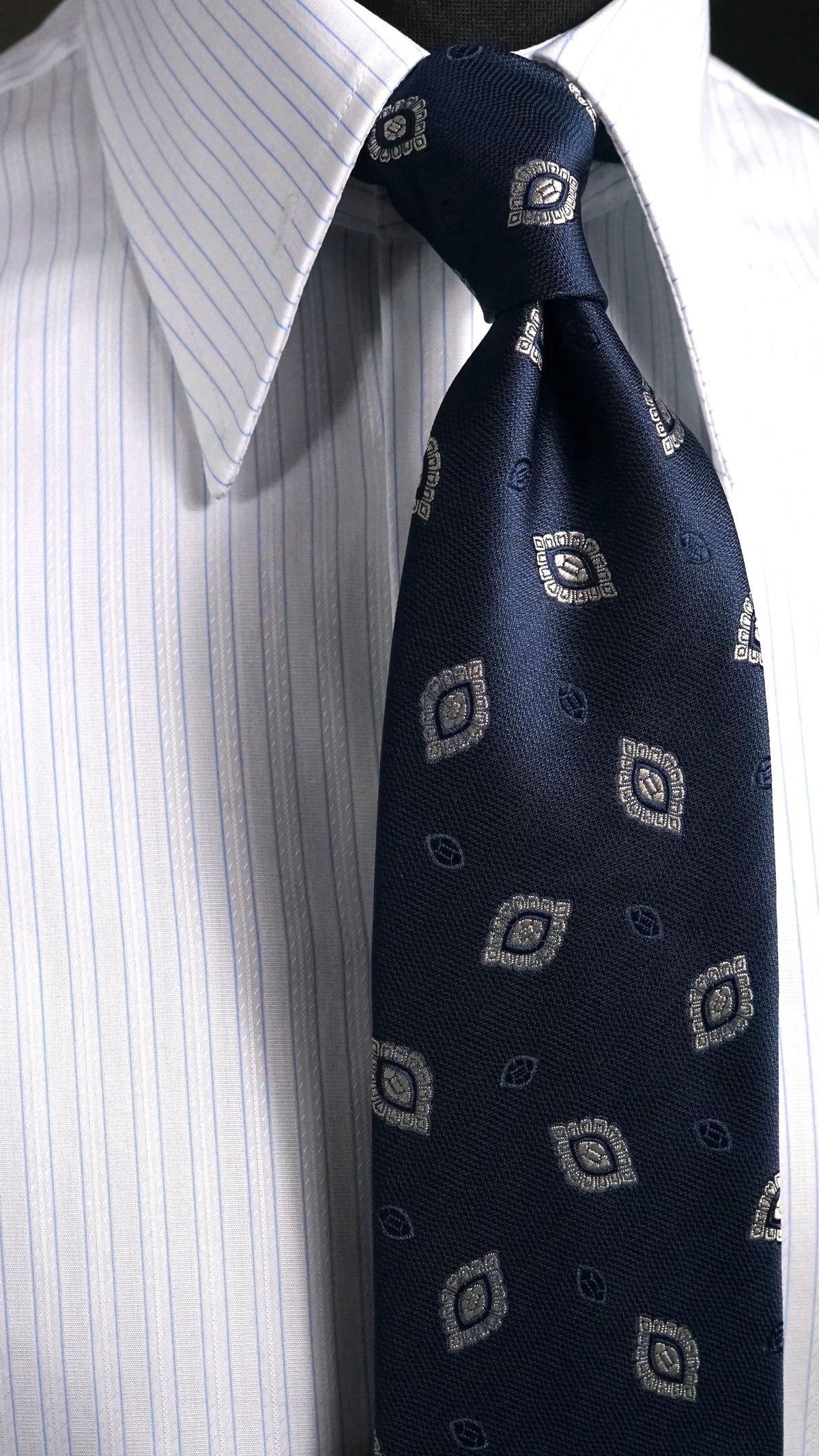 Pagota Navy Silk Necktie