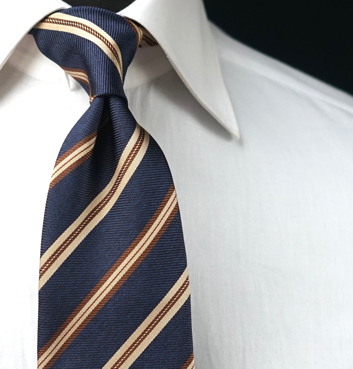 Bespoke Polinesia Silk Necktie