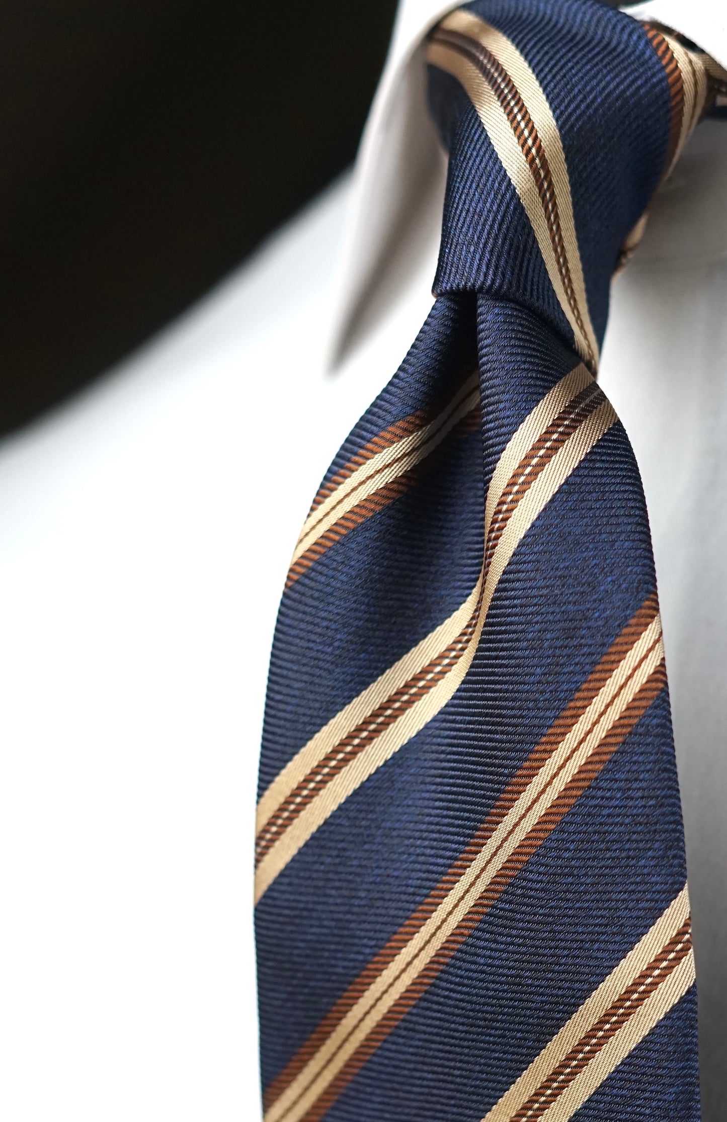 Bespoke Polinesia Silk Necktie