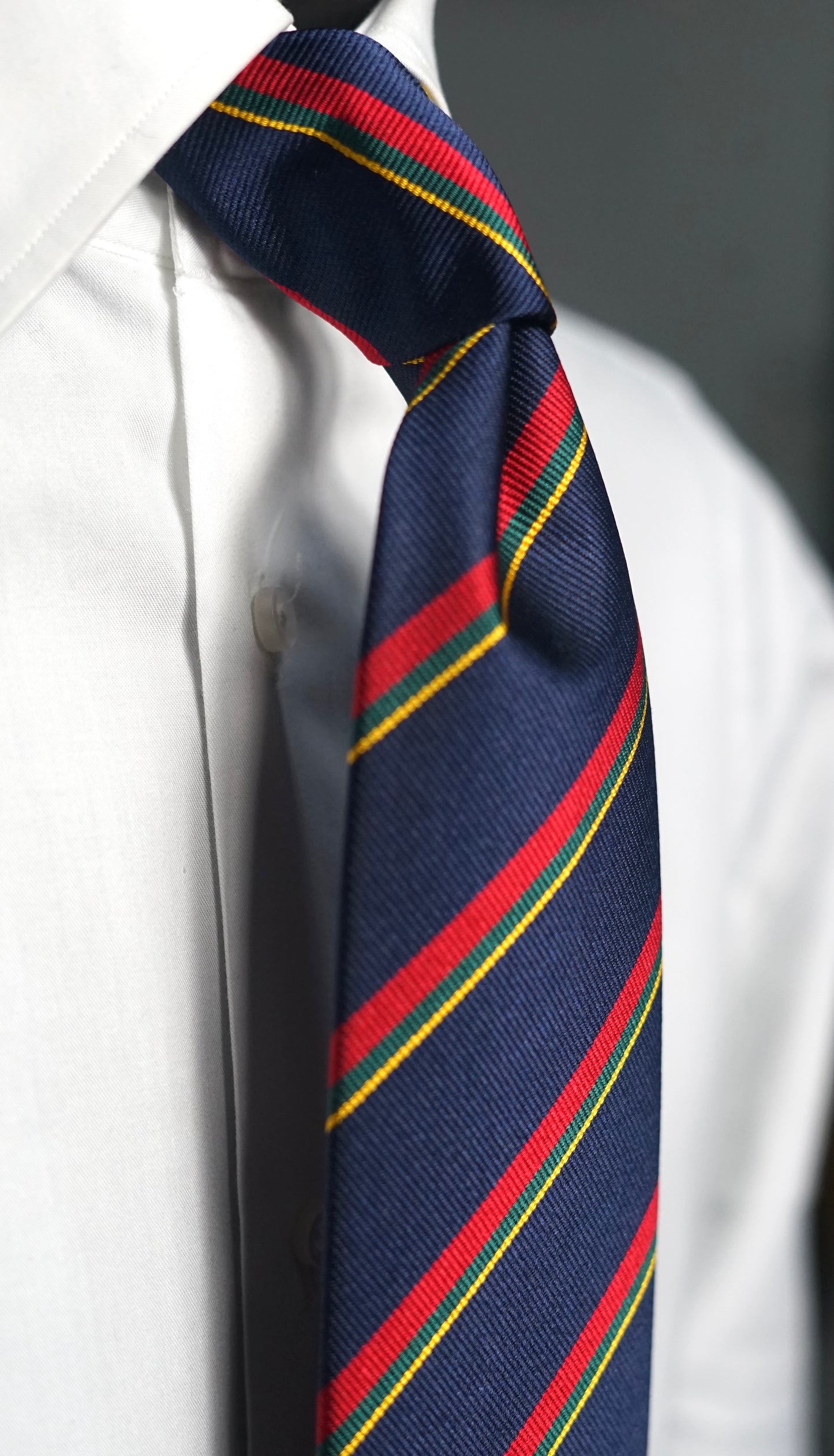 Regimentale Verde Silk Necktie