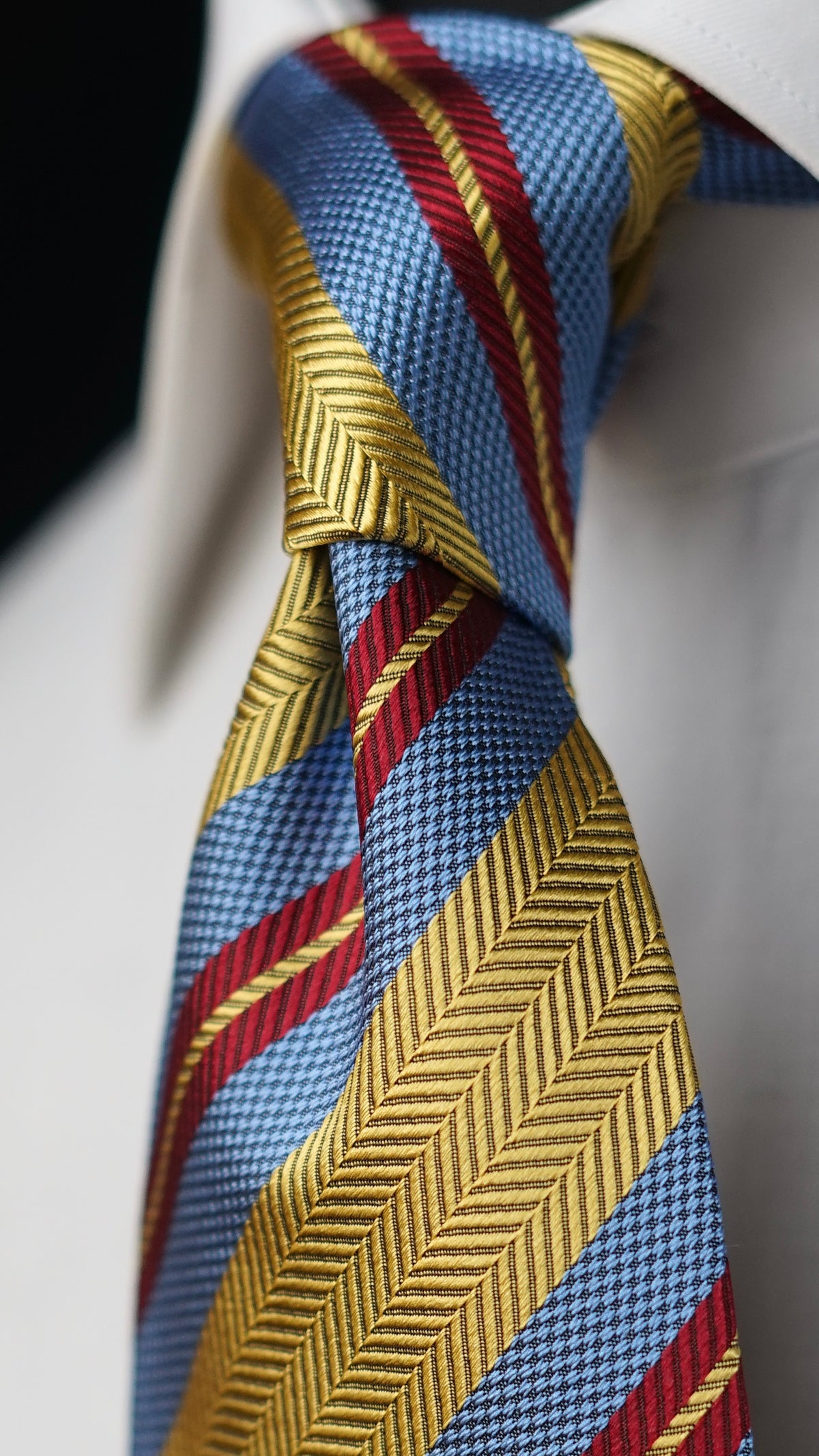 Selenia Silk Necktie