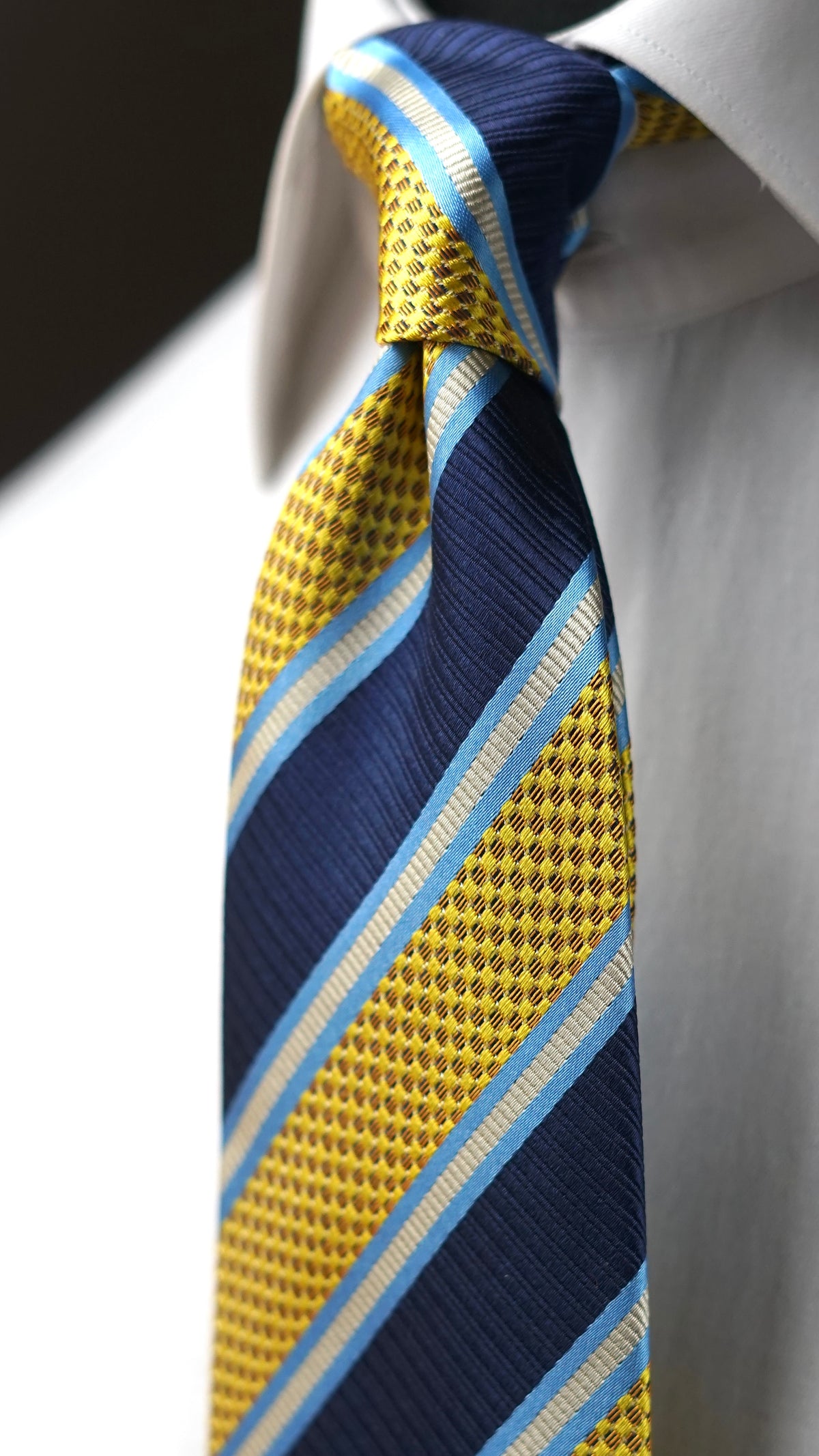 Bespoke Clara Silk Necktie