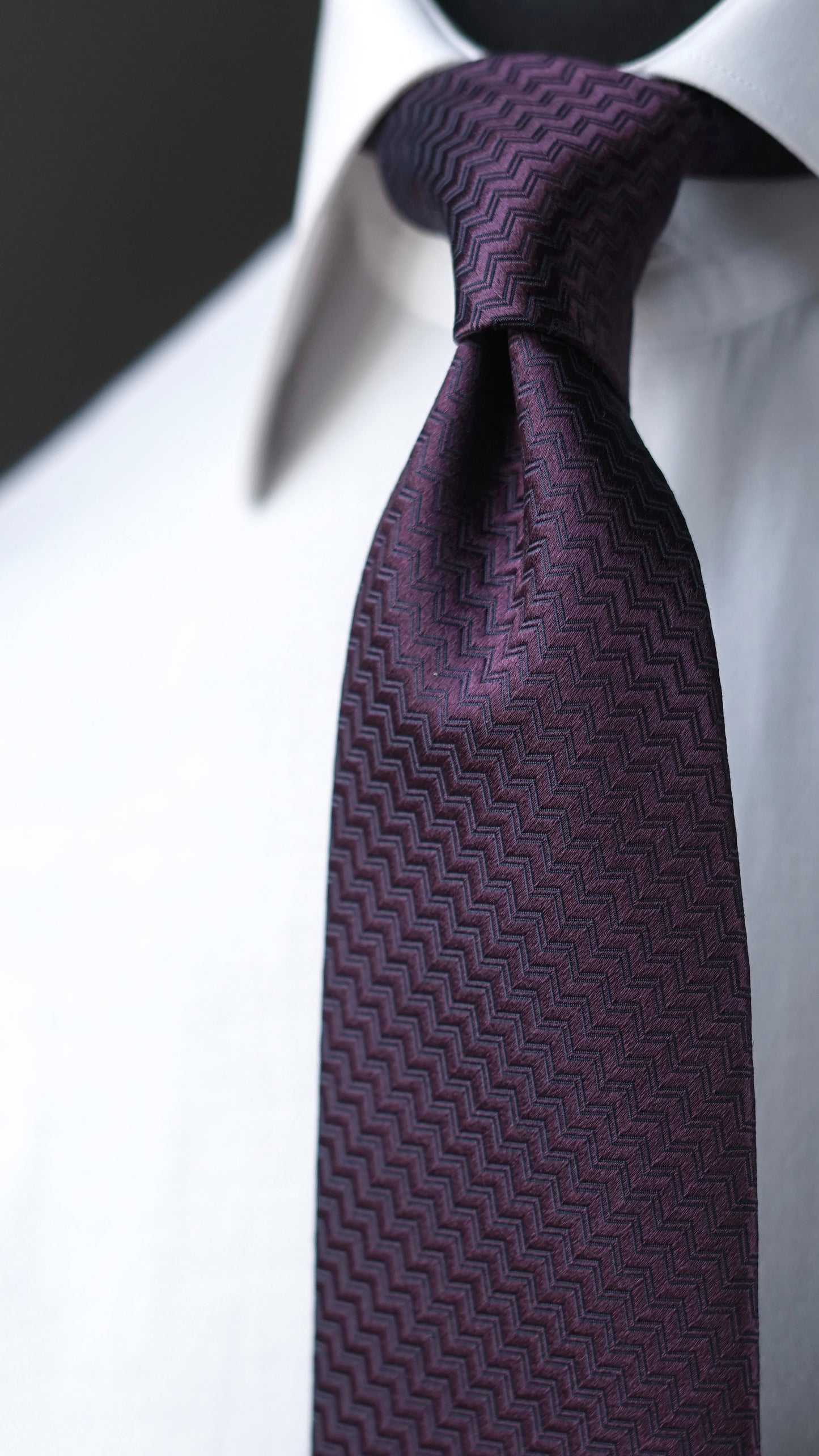 Bespoke Riga Viola Silk Necktie