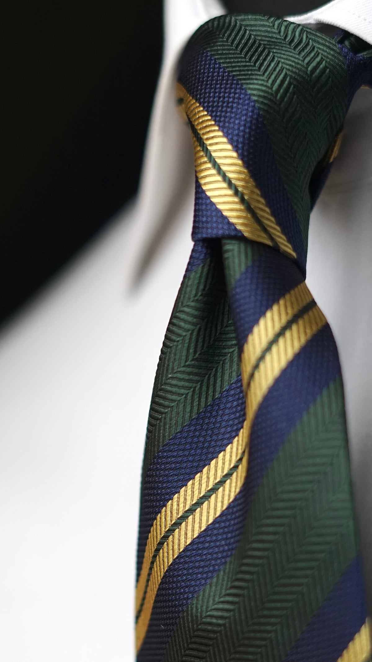 Selenia Green Silk Necktie
