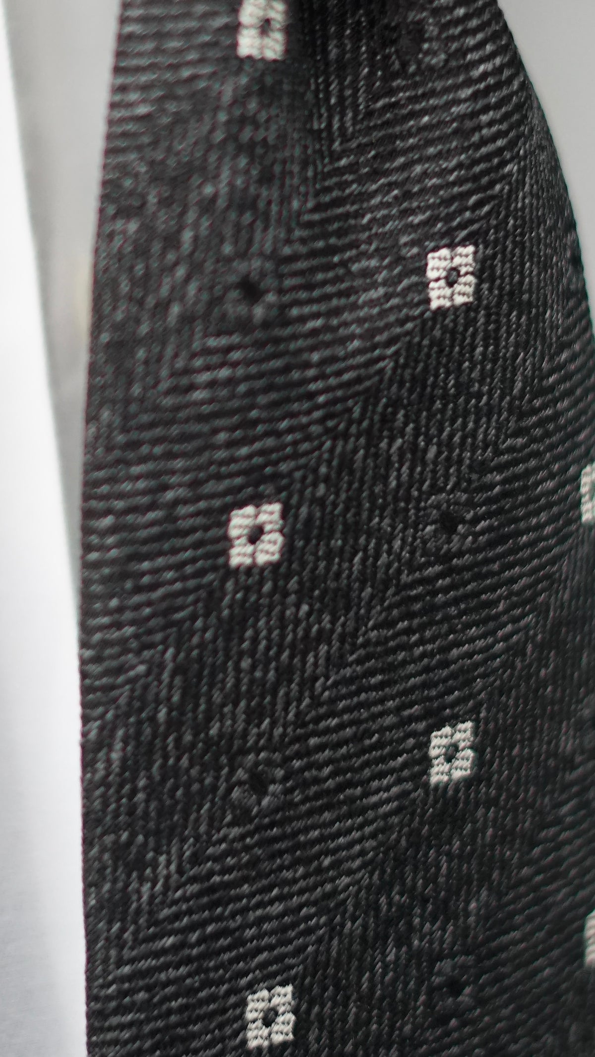 Carbonia Silk Necktie