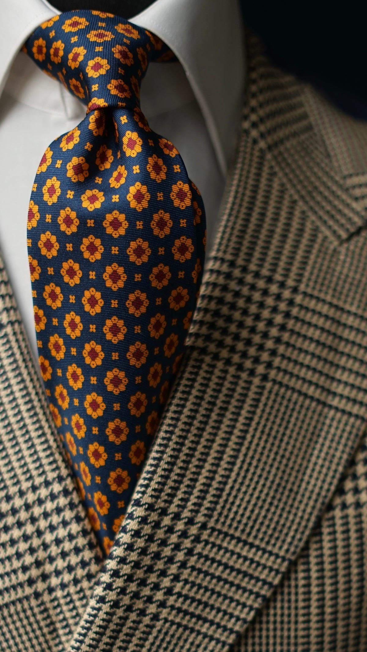 Bespoke Coralla Silk Necktie